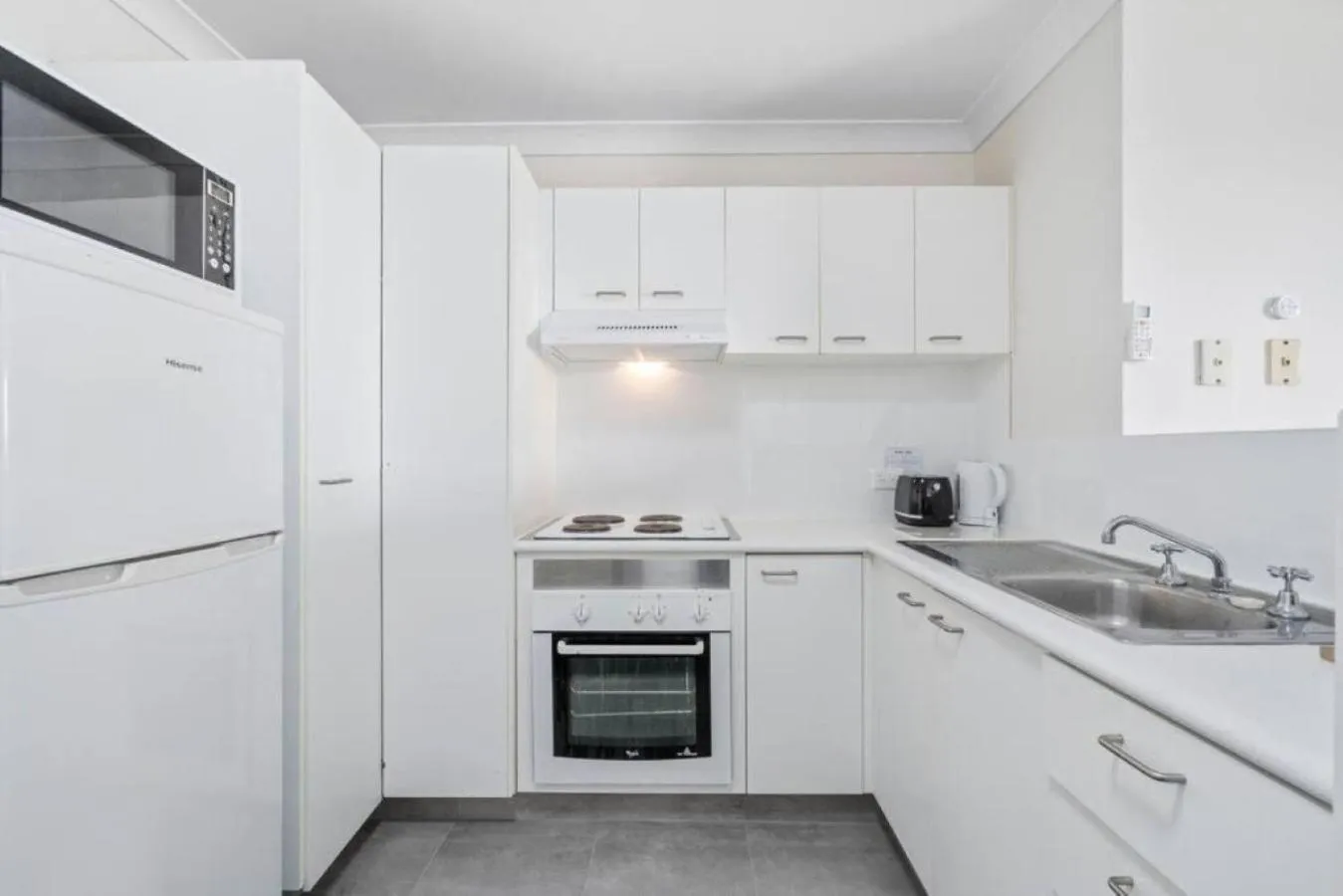 Bay Lodge - Private Apartments Hosted by Coastal Letting Co.