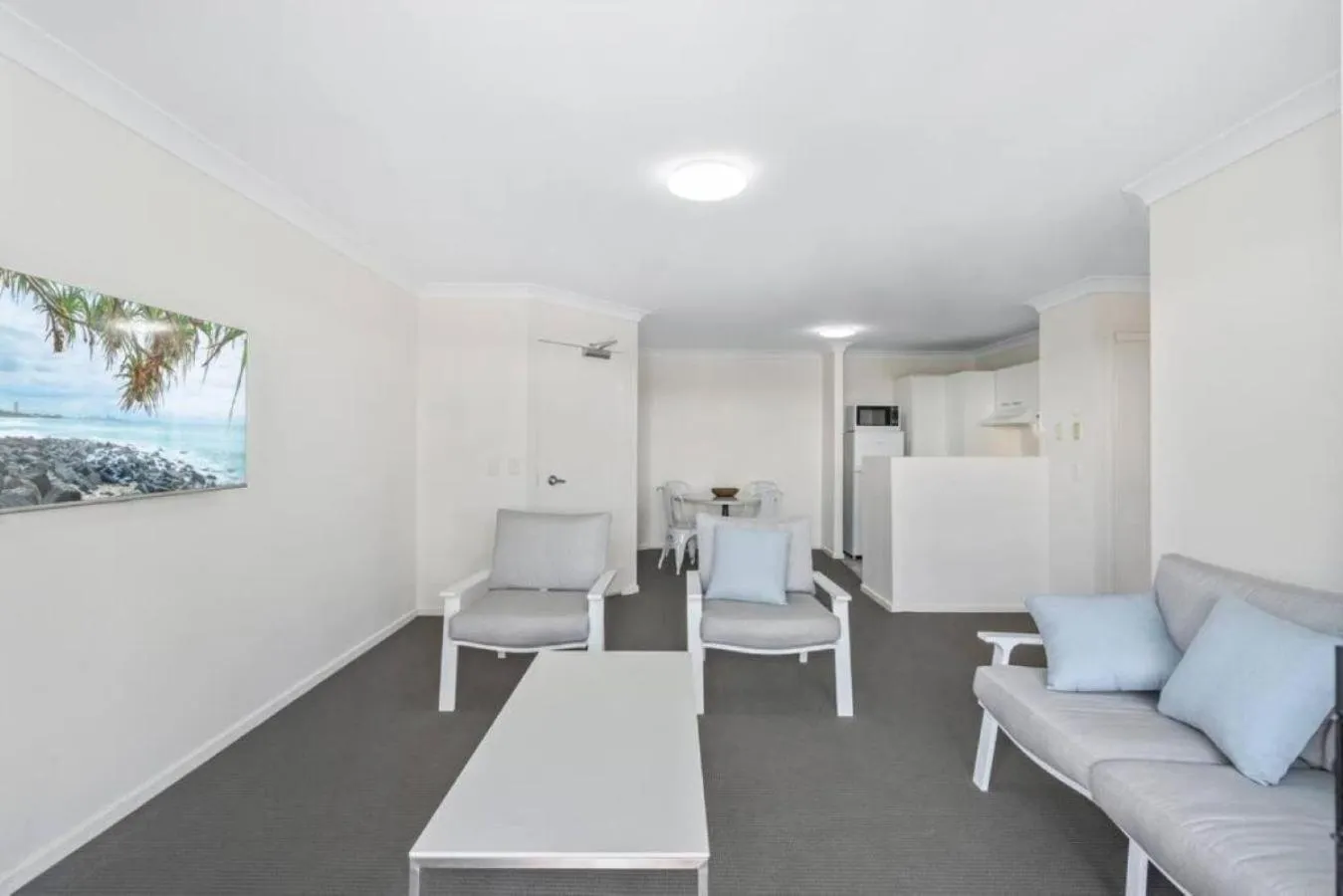 Bay Lodge - Private Apartments Hosted by Coastal Letting Co.