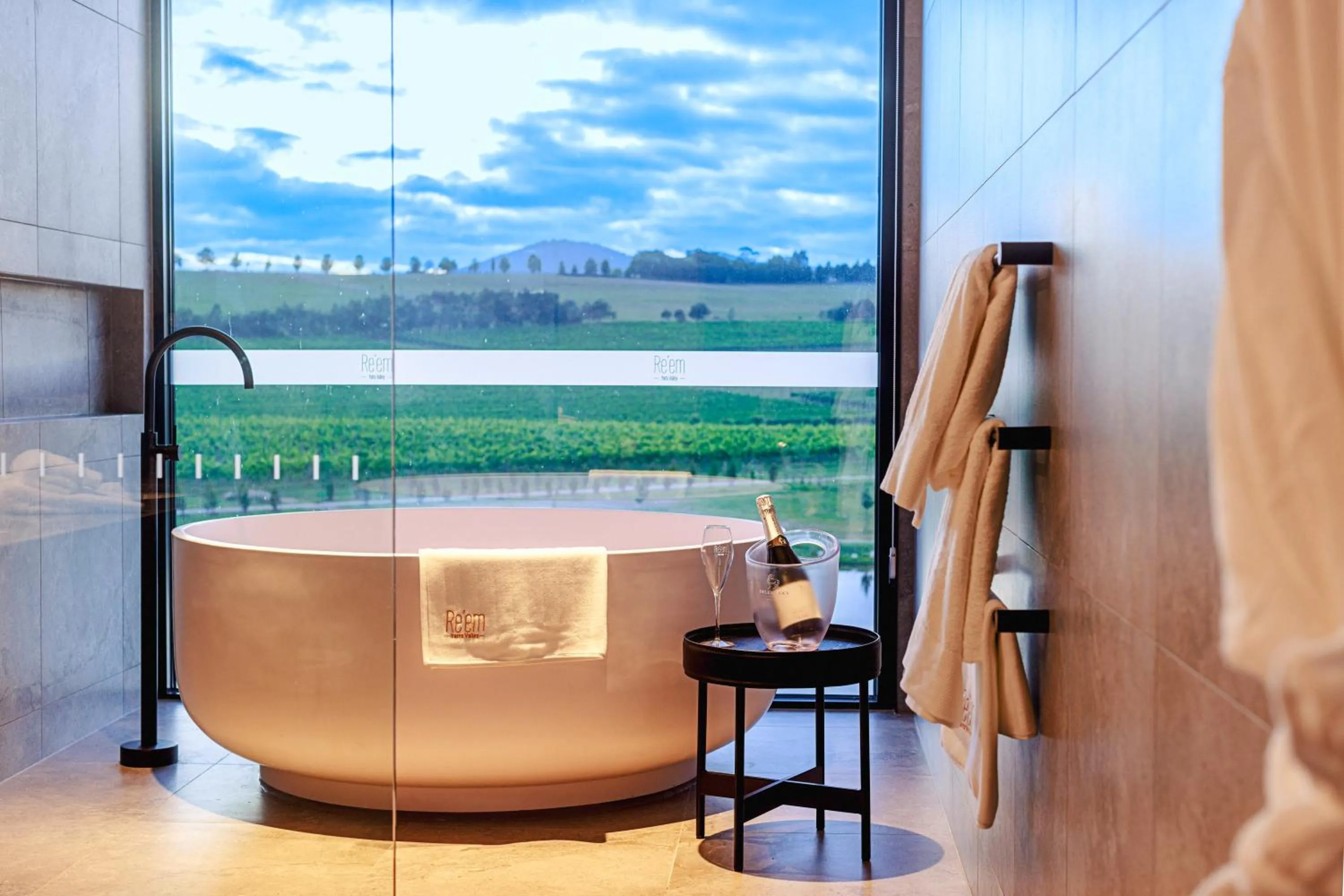 Re’em Yarra Valley