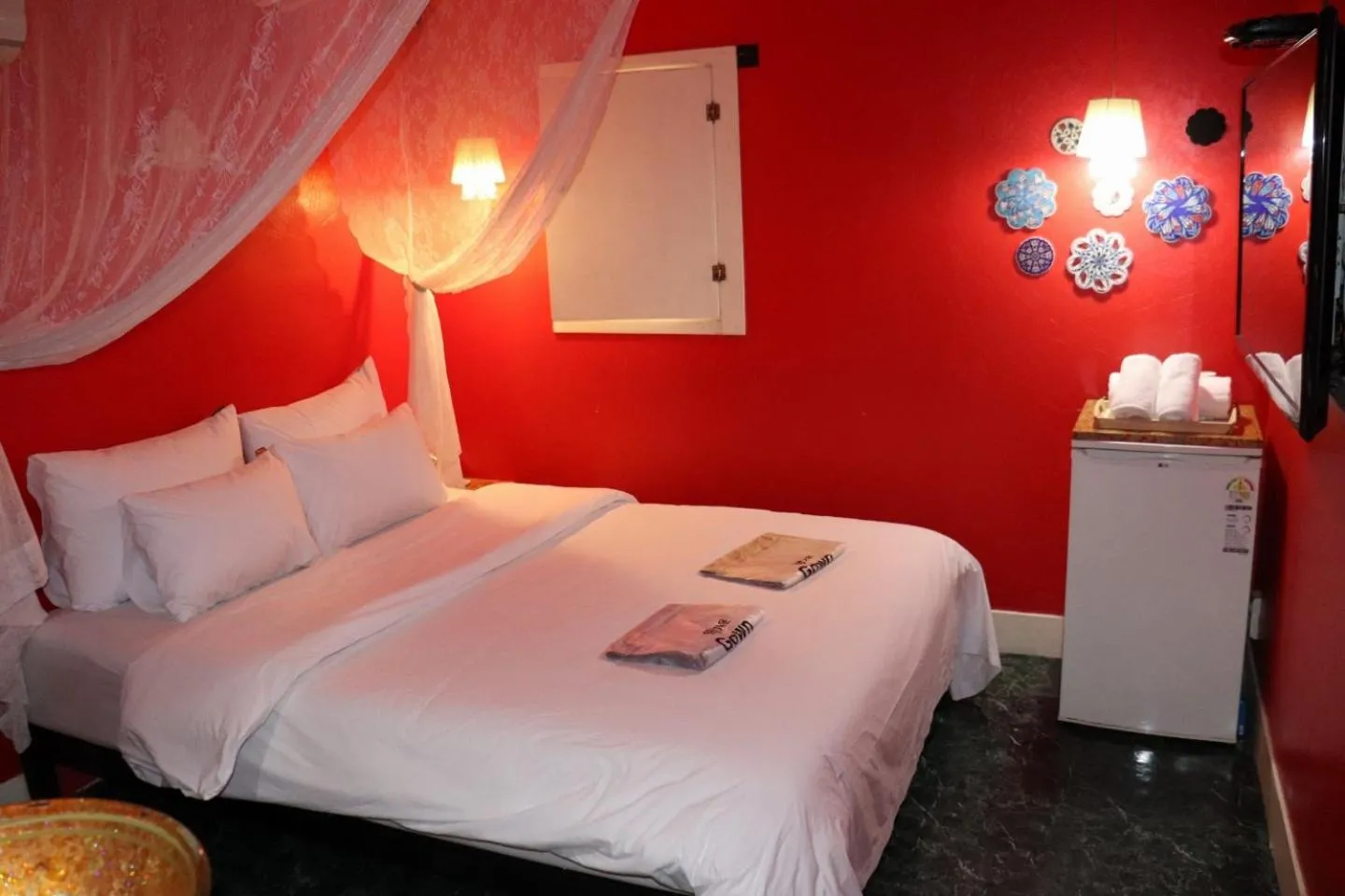 Bed in Hotel Marigold