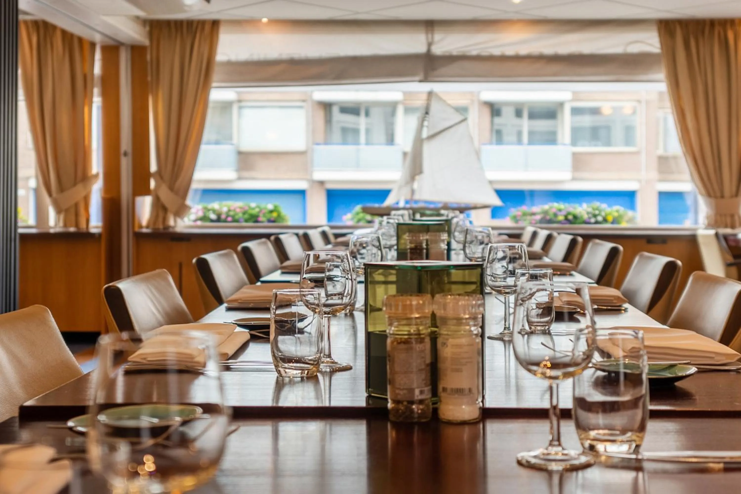 Restaurant/places to eat in Badhotel The Hague Scheveningen