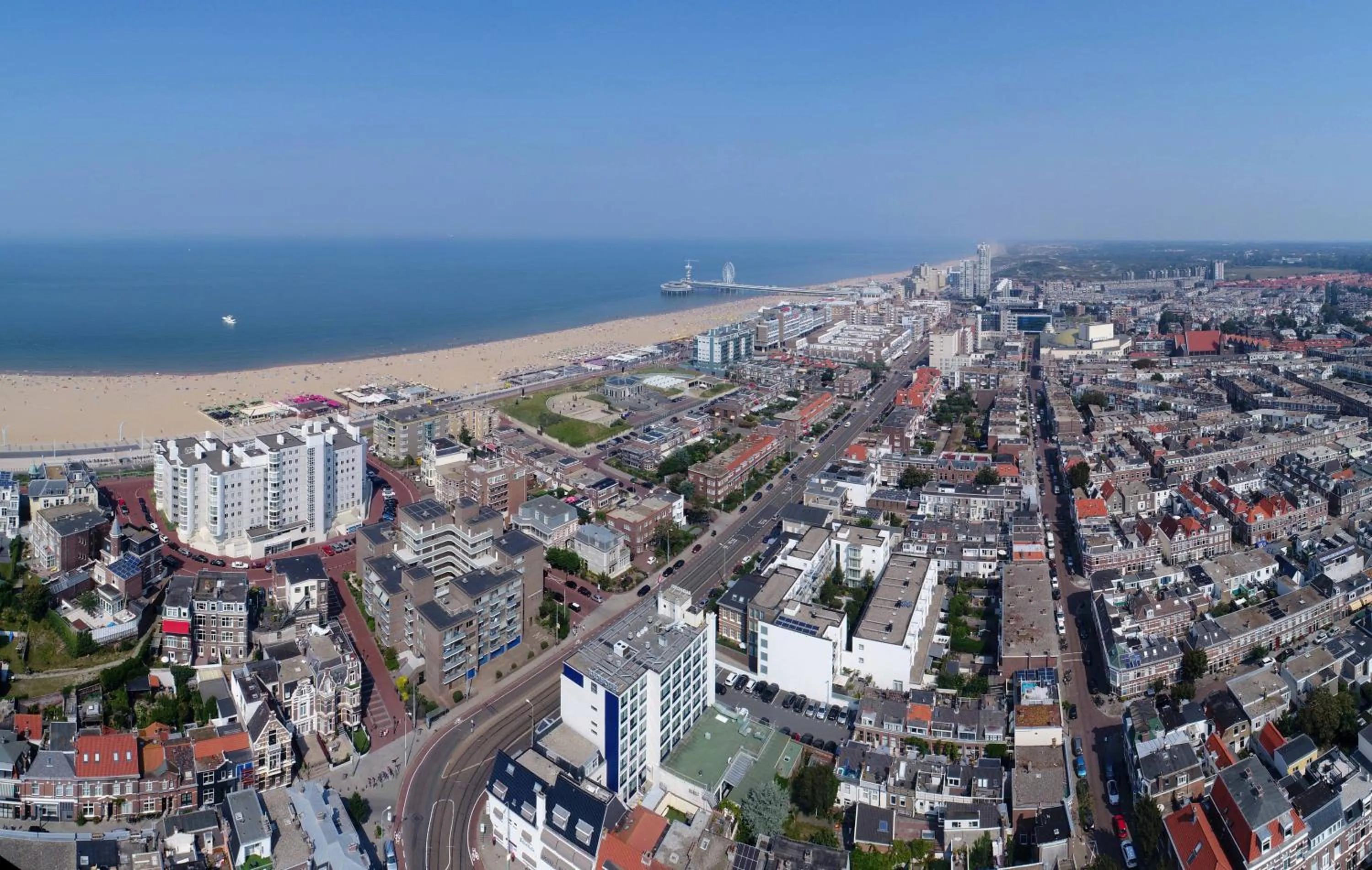 Bird's eye view in Badhotel The Hague Scheveningen