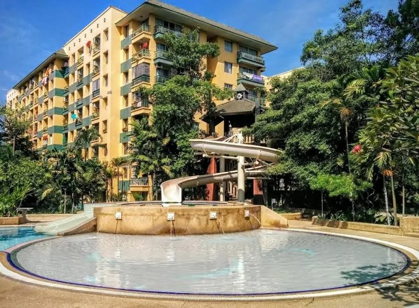 The Parkland Condominium