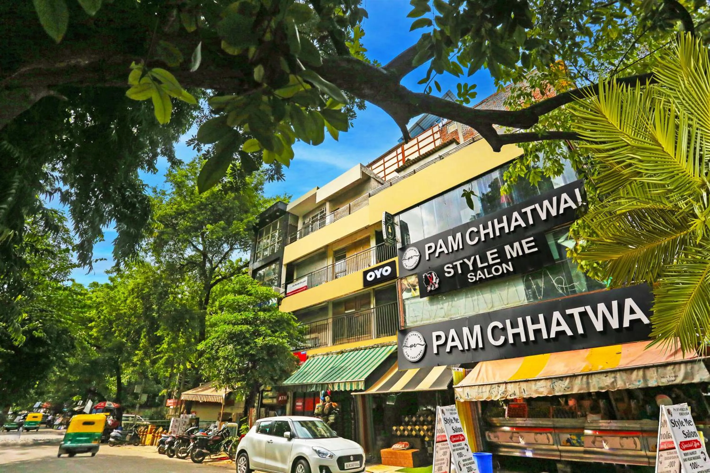 Facade/entrance in Hotel O Happy Hours