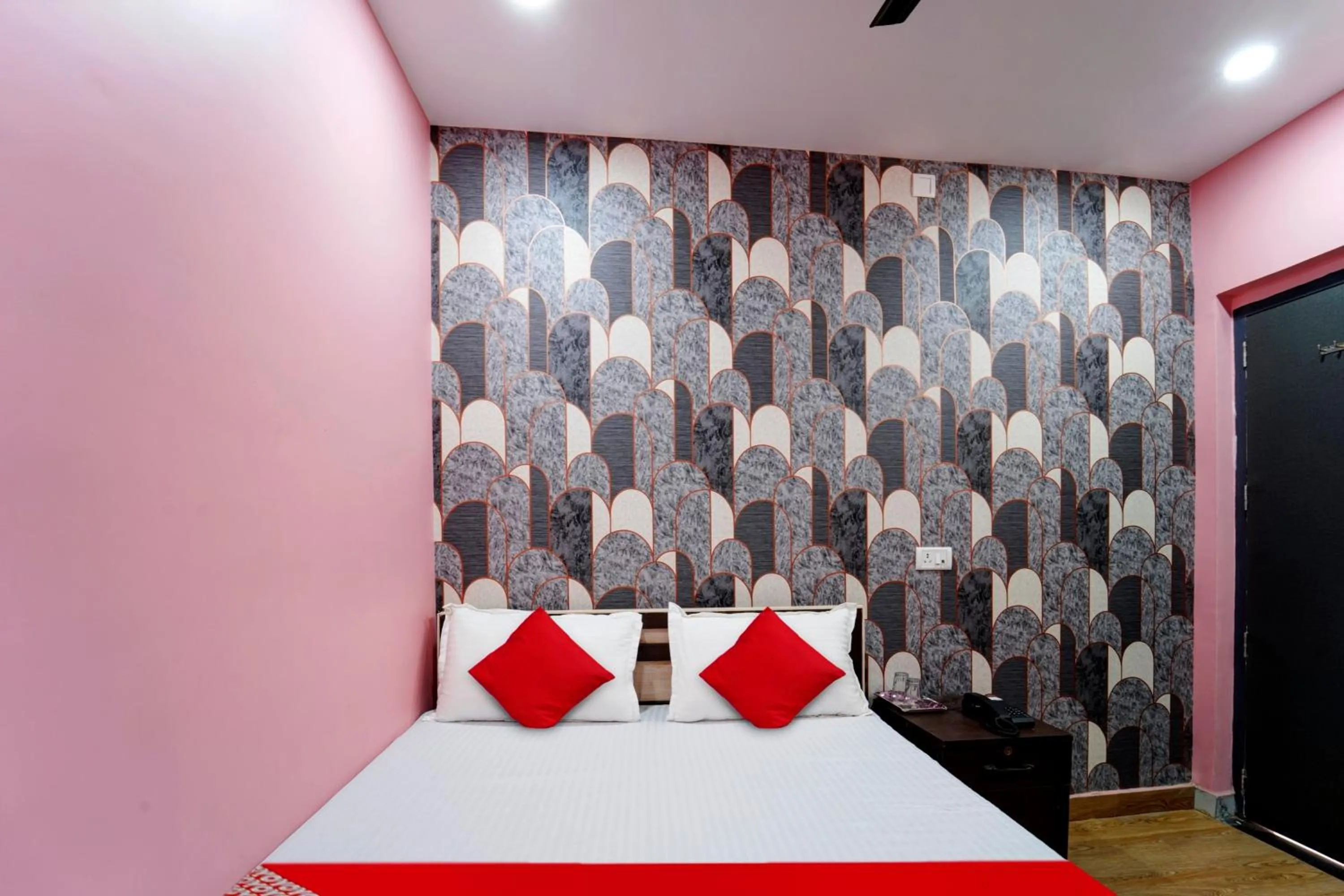 Bedroom in Hotel O Jai Jagannath Inn