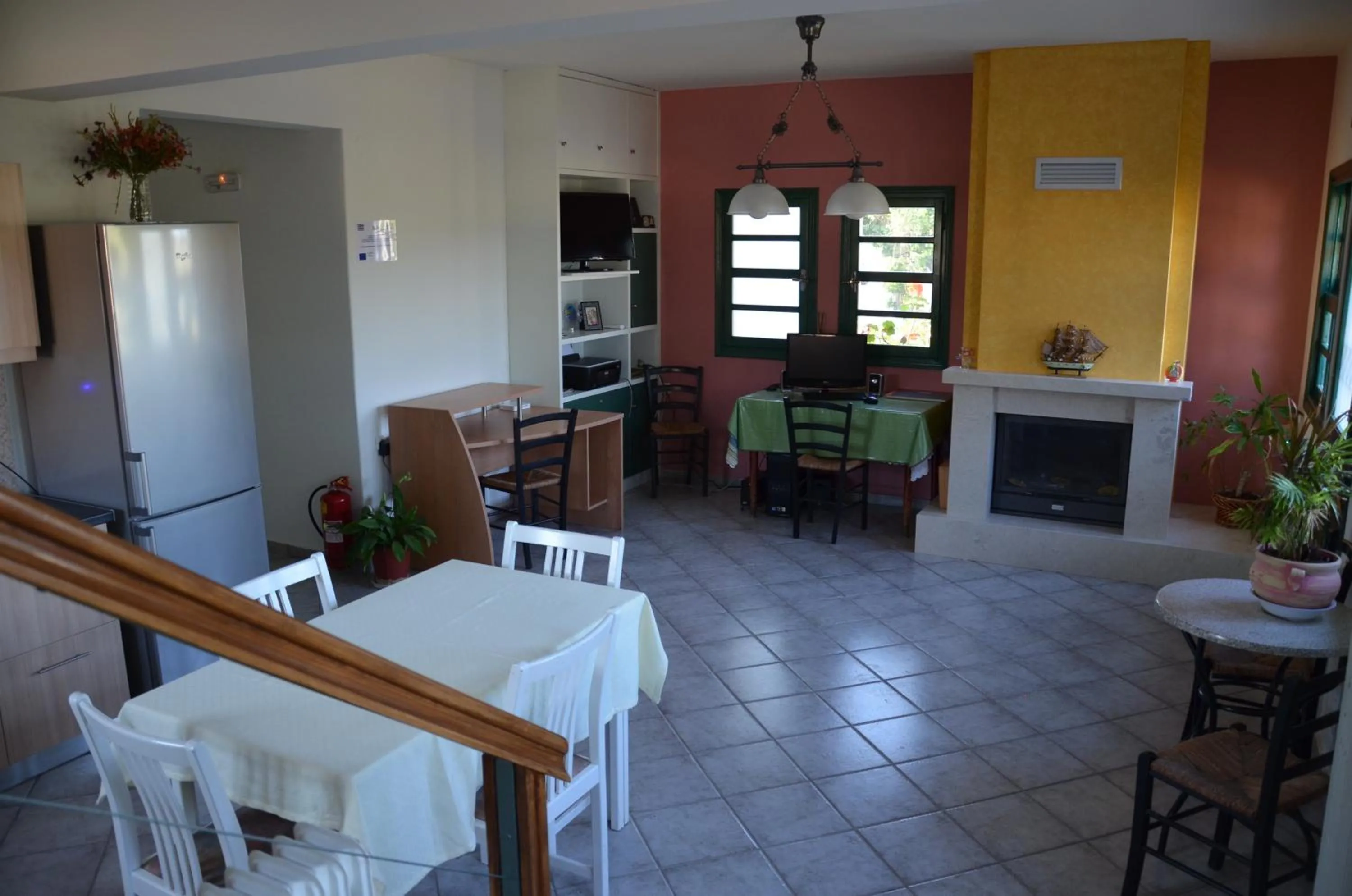 Rena's House