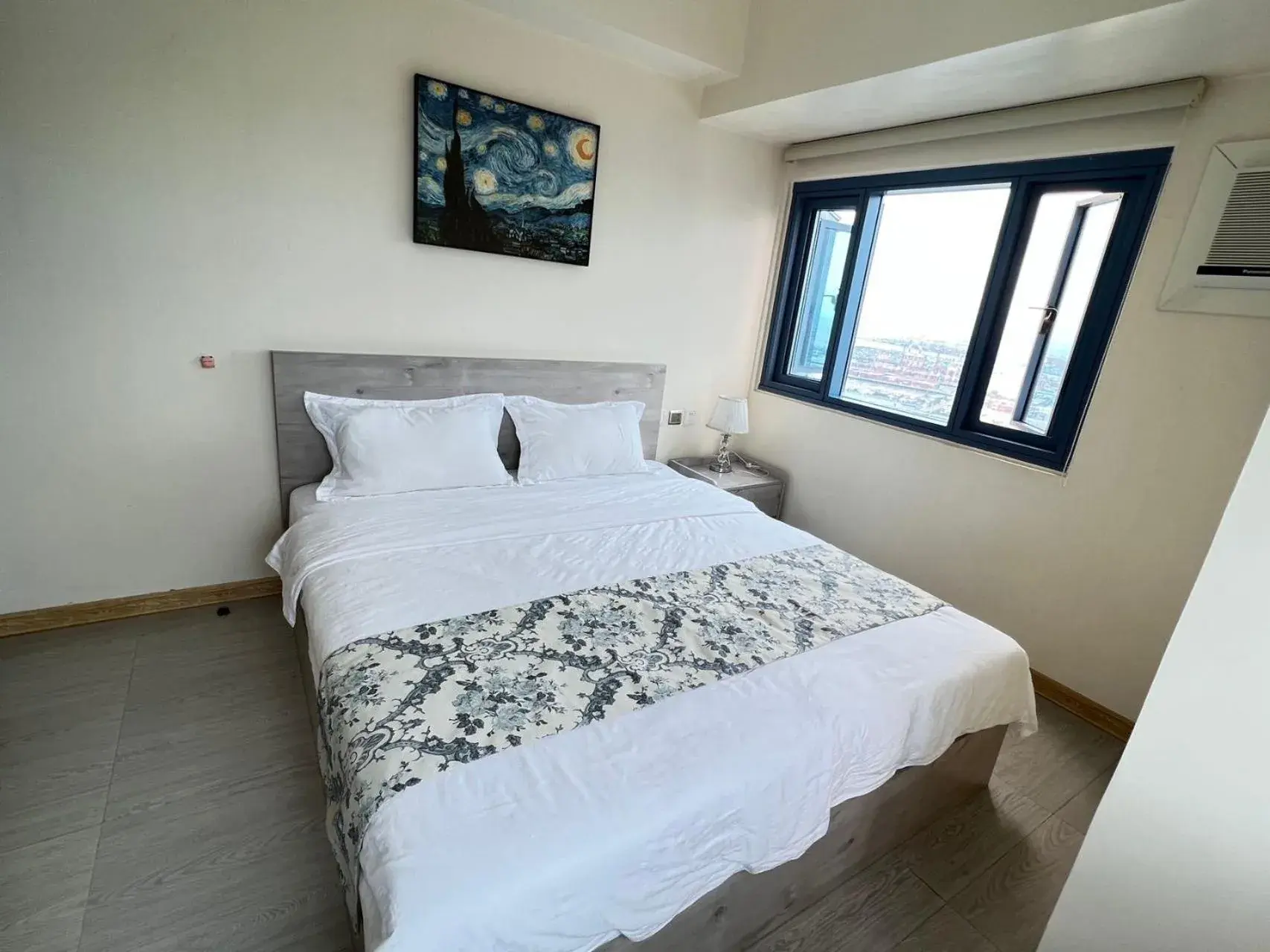 Bed in Grand Riviera Suites Bed in Grand Riviera Suites