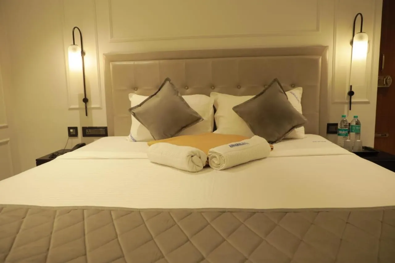 Photo of the whole room, Bed in ARUNACHALA INN