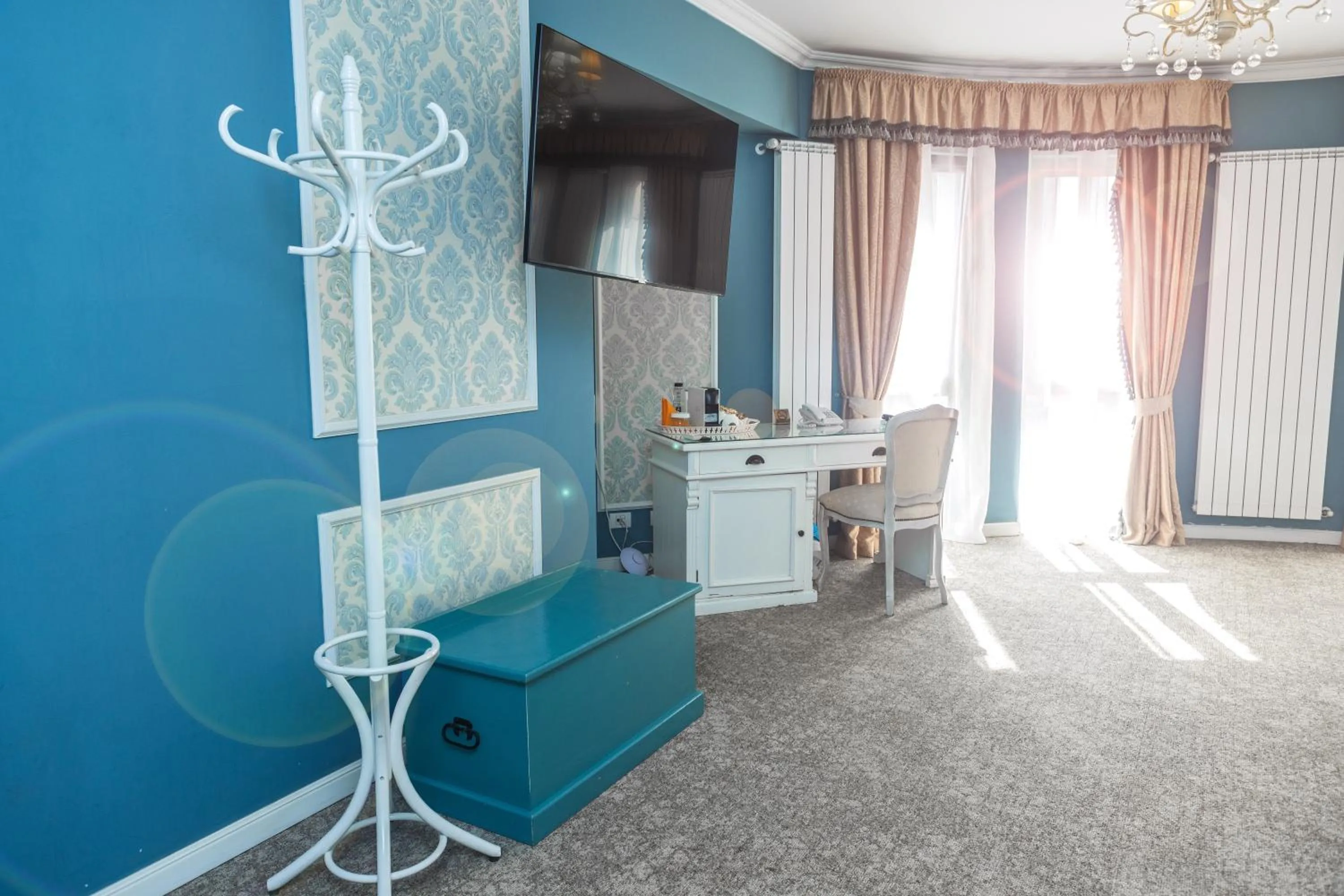 TV and multimedia in Villa Boutique Lafayette