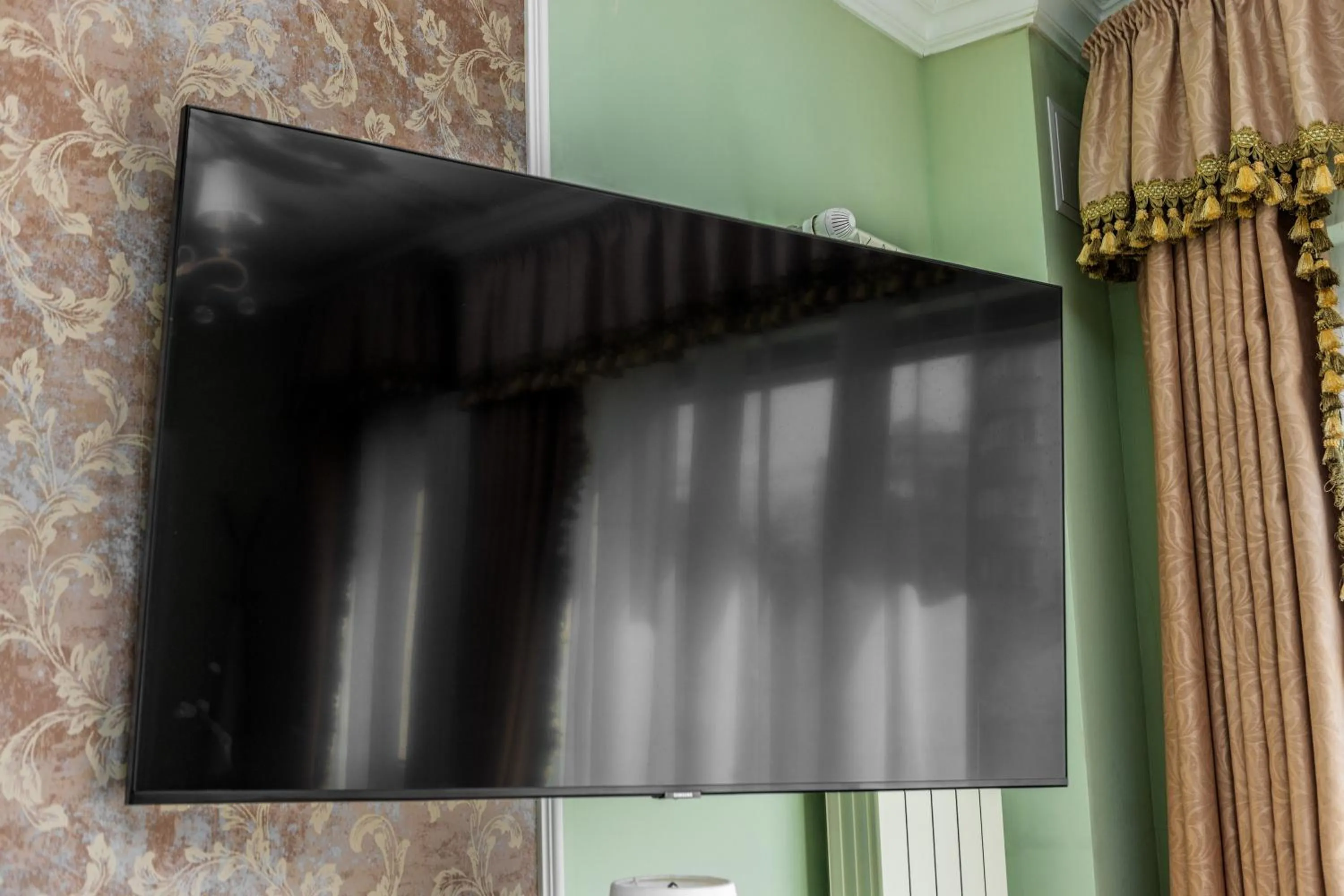 TV and multimedia in Villa Boutique Lafayette