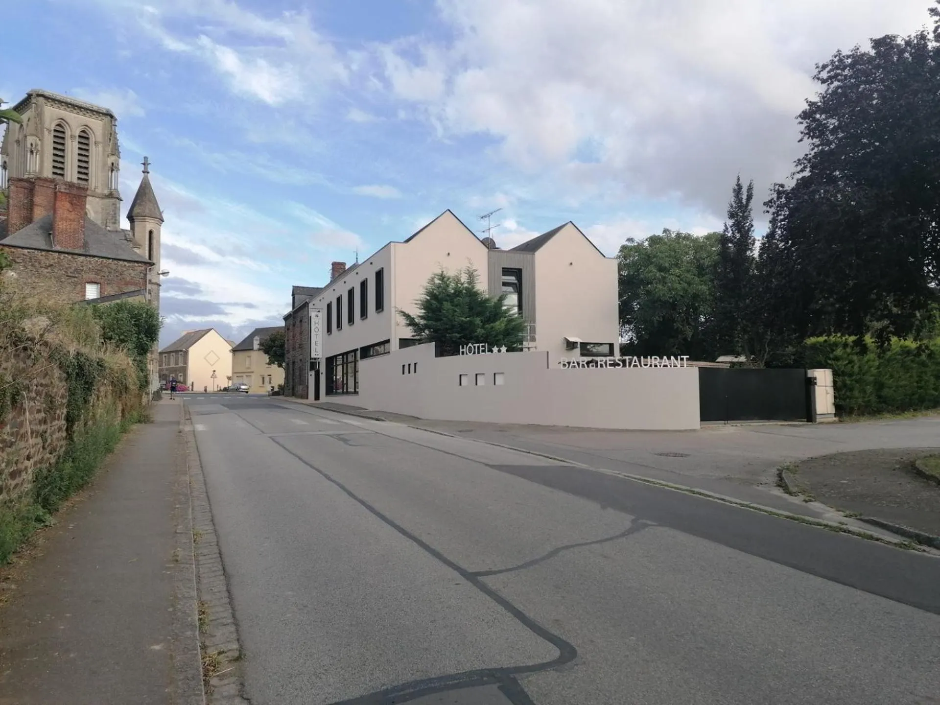 Property building in le Ricordeau