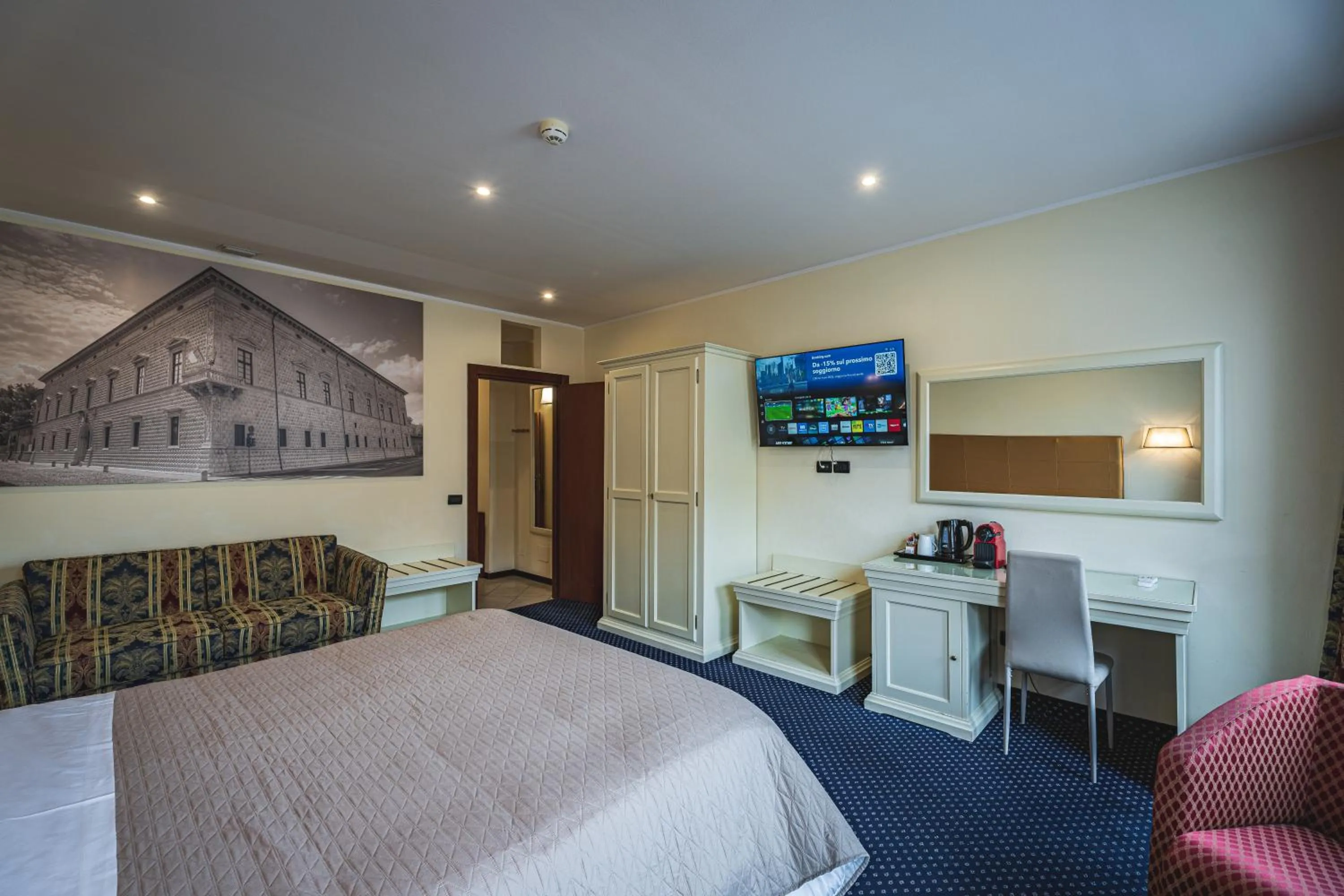 Bed in THE DOME - Panoramic Rooms