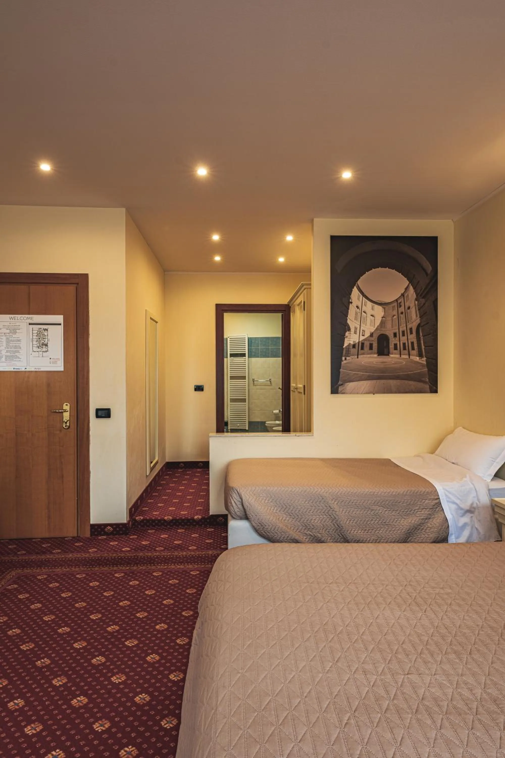 Photo of the whole room, Bed in THE DOME - Panoramic Rooms