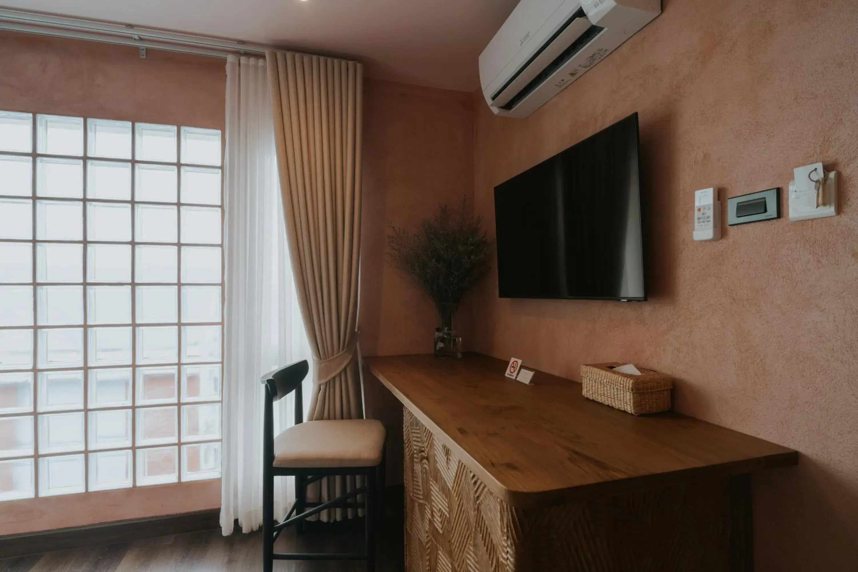 TV and multimedia in Hotel Clay Chiang Mai TV and multimedia in Hotel Clay Chiang Mai