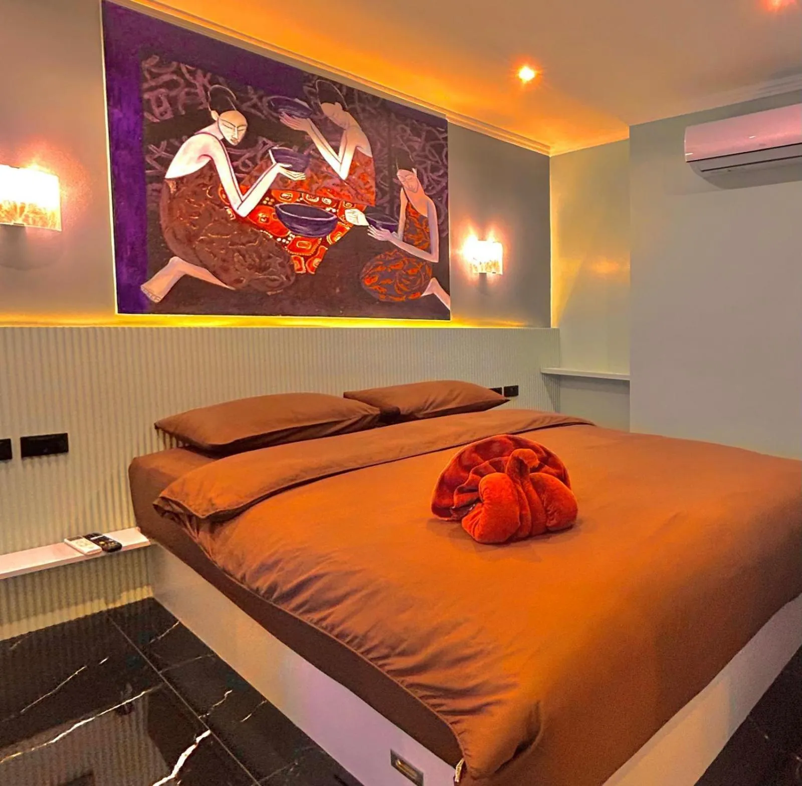 Bed in Patong Tower Holiday Rentals