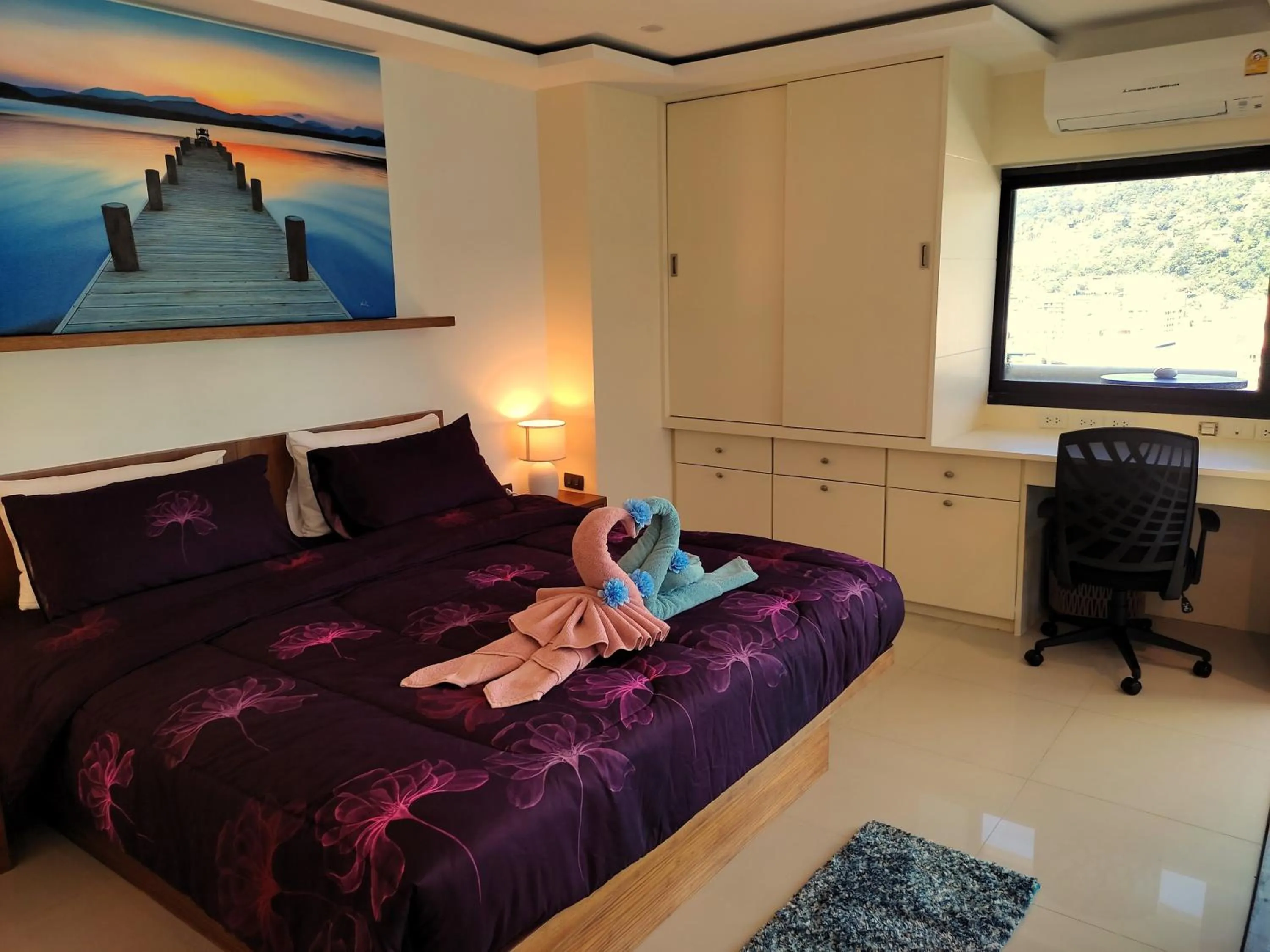 Bed in Patong Tower Holiday Rentals