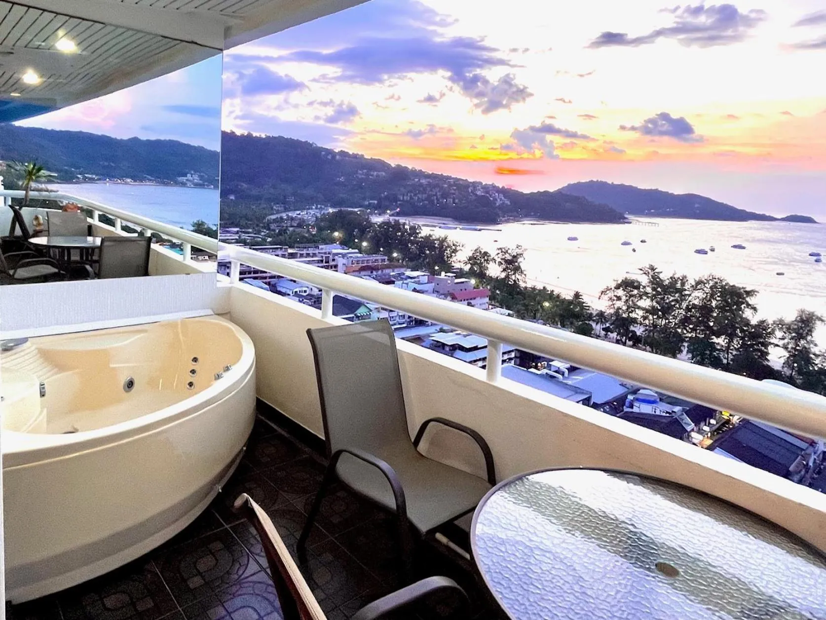 Patong Tower Holiday Rentals