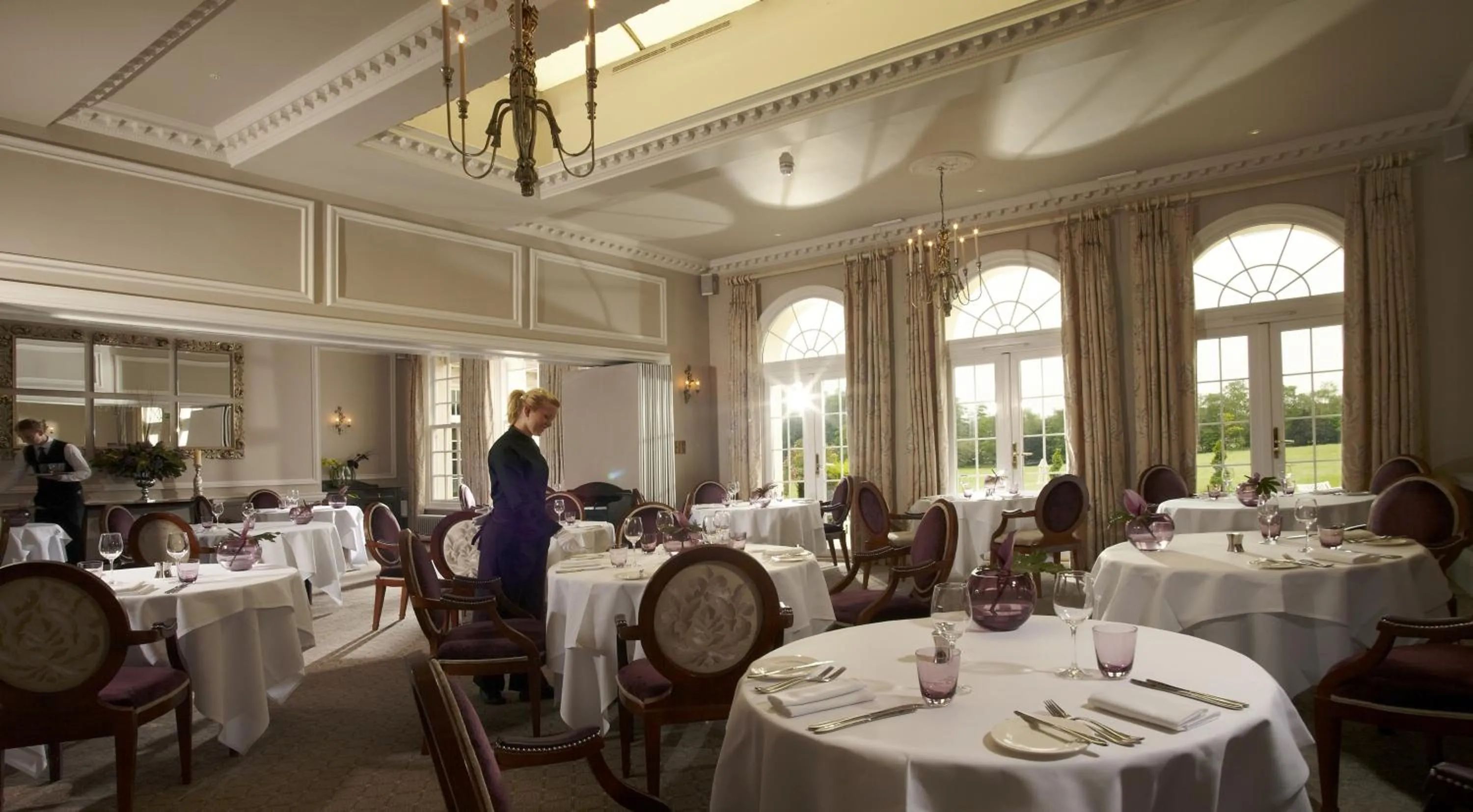 Restaurant/places to eat in Brockencote Hall