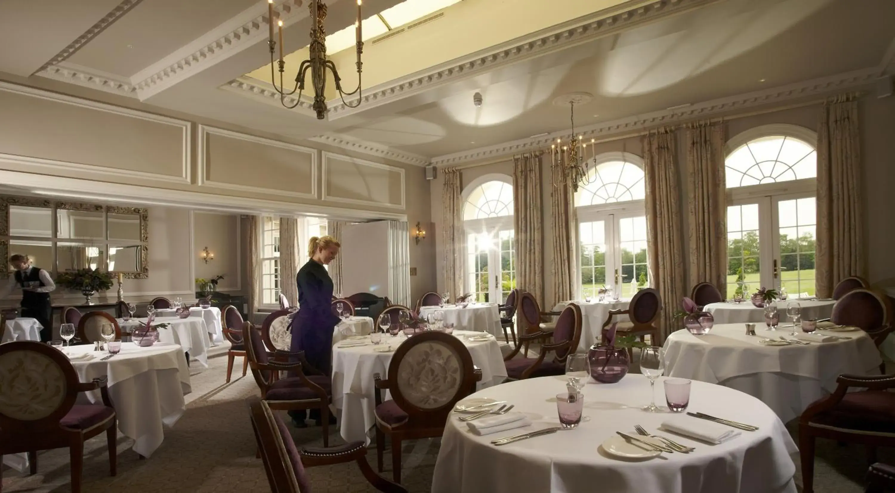 Restaurant/places to eat in Brockencote Hall Restaurant/places to eat in Brockencote Hall