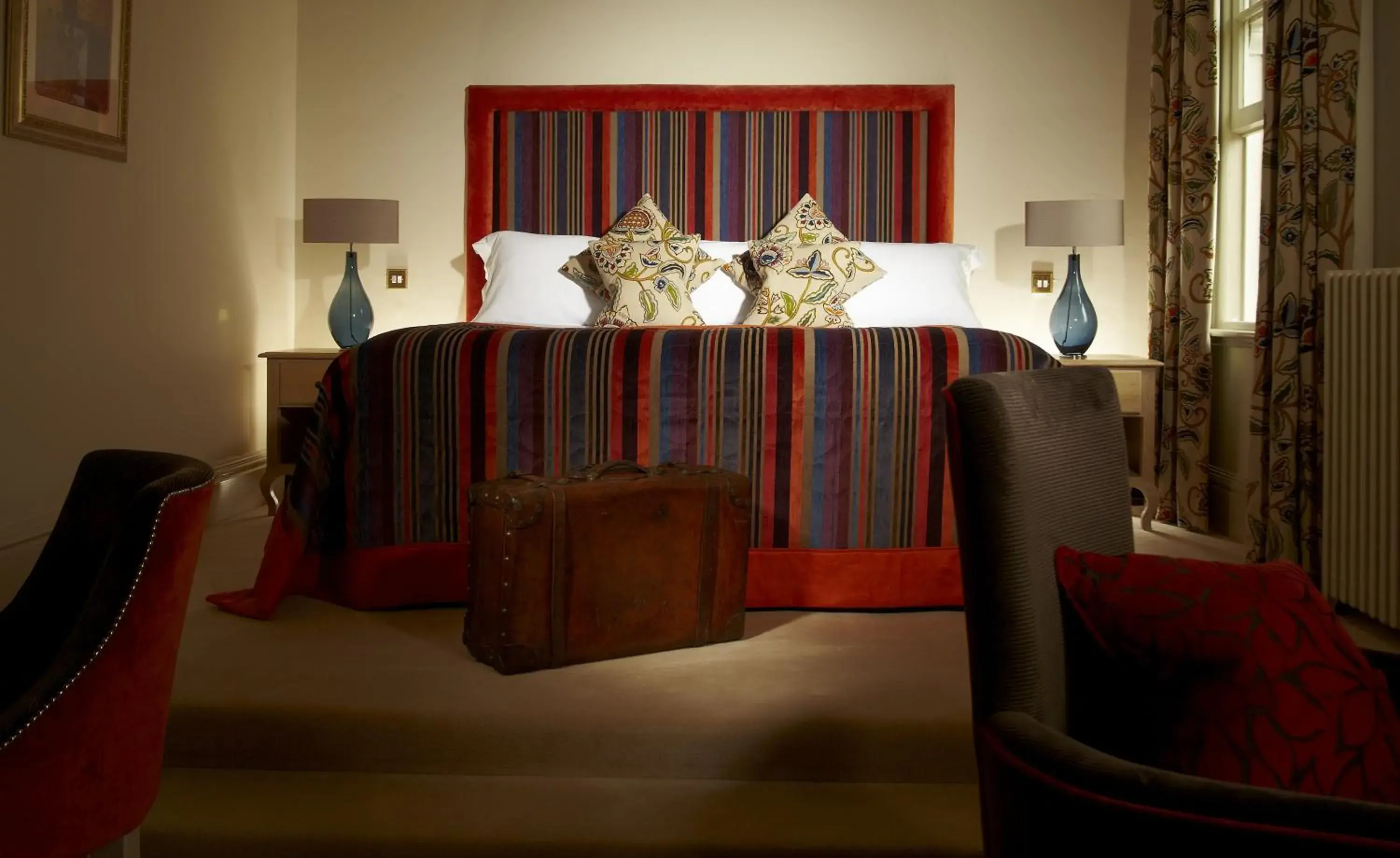 Master Double Room in Brockencote Hall Master Double Room in Brockencote Hall