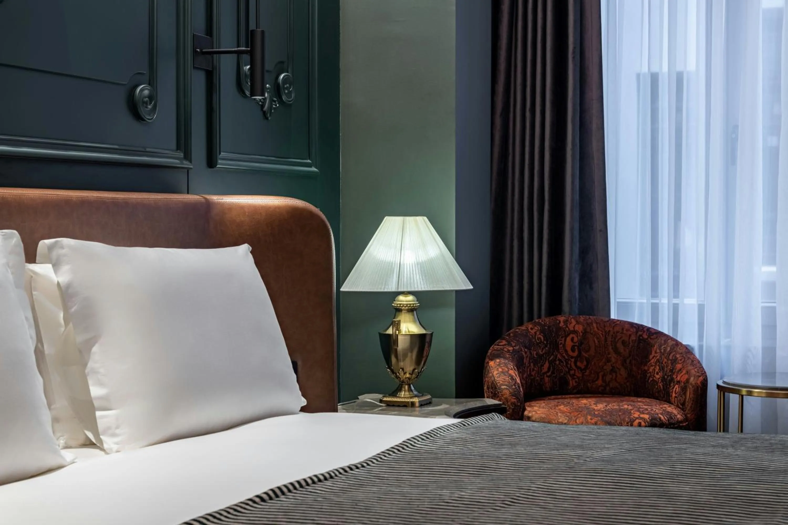 Photo of the whole room, Bed in Orient Occident Hotel Istanbul, Autograph Collection