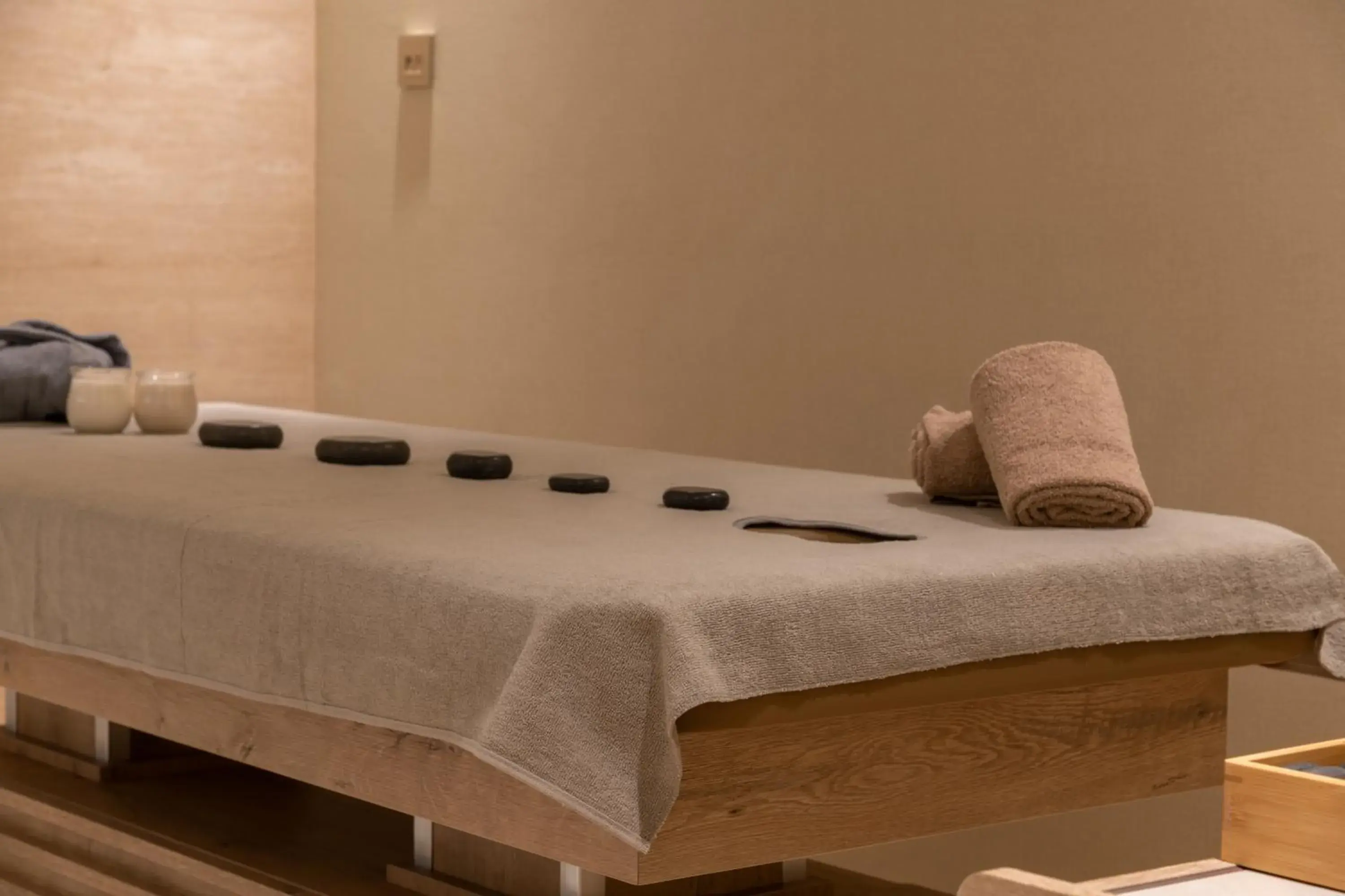 Spa and wellness centre/facilities, Bed in Orient Occident Hotel Istanbul, Autograph Collection Spa and wellness centre/facilities, Bed in Orient Occident Hotel Istanbul, Autograph Collection