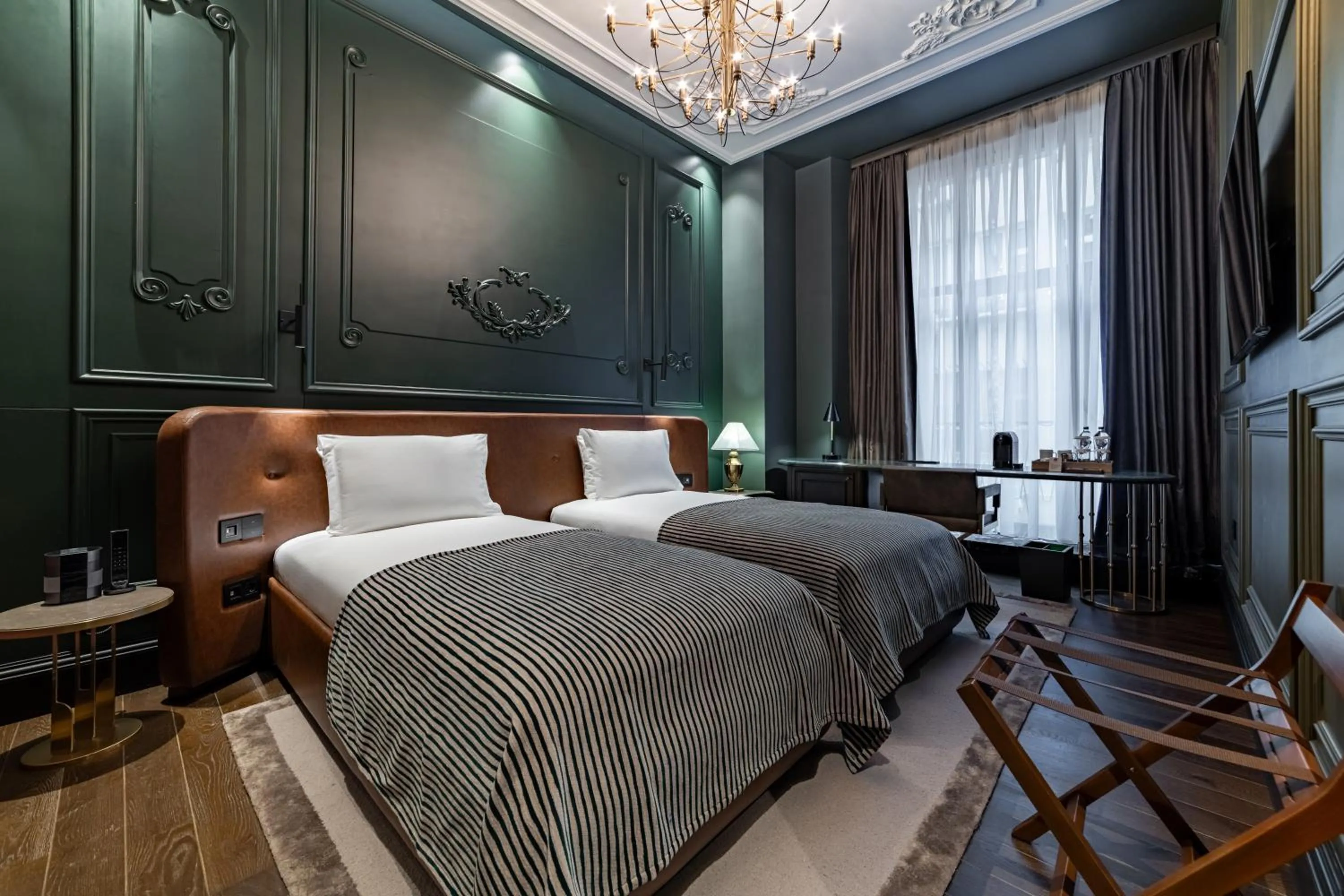 Bedroom, Bed in Orient Occident Hotel Istanbul, Autograph Collection