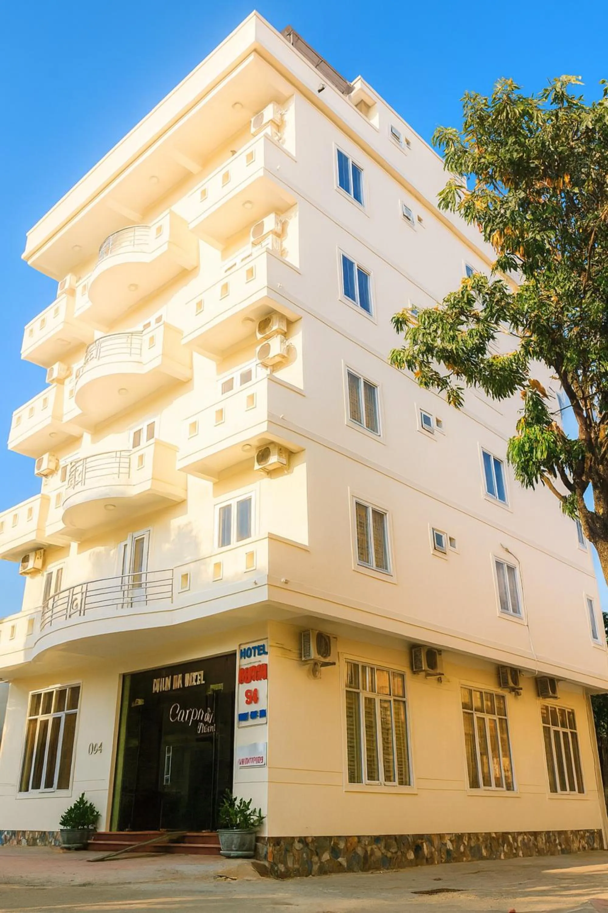 Property building in Trường Sa Hotel Cửa Lò Beach