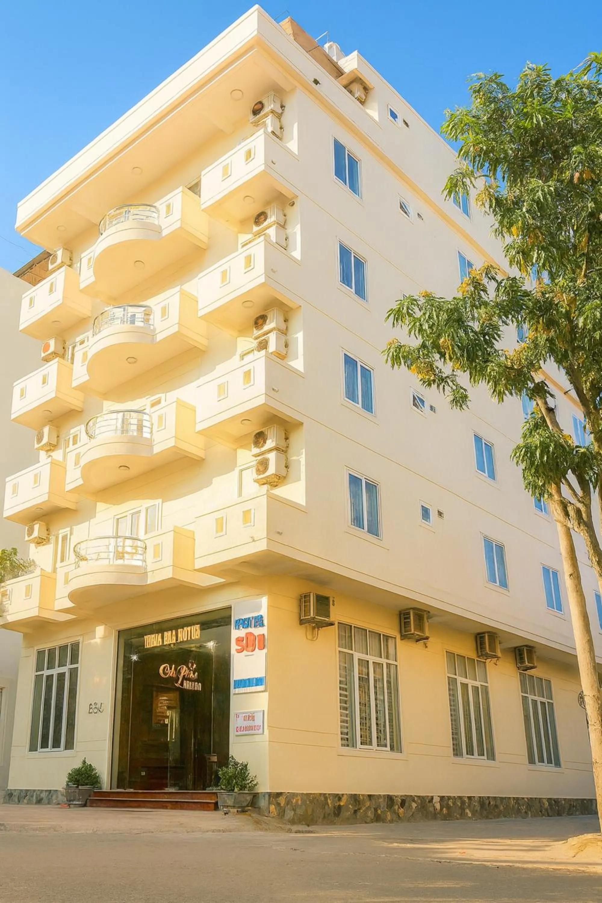 Property building in Trường Sa Hotel Cửa Lò Beach