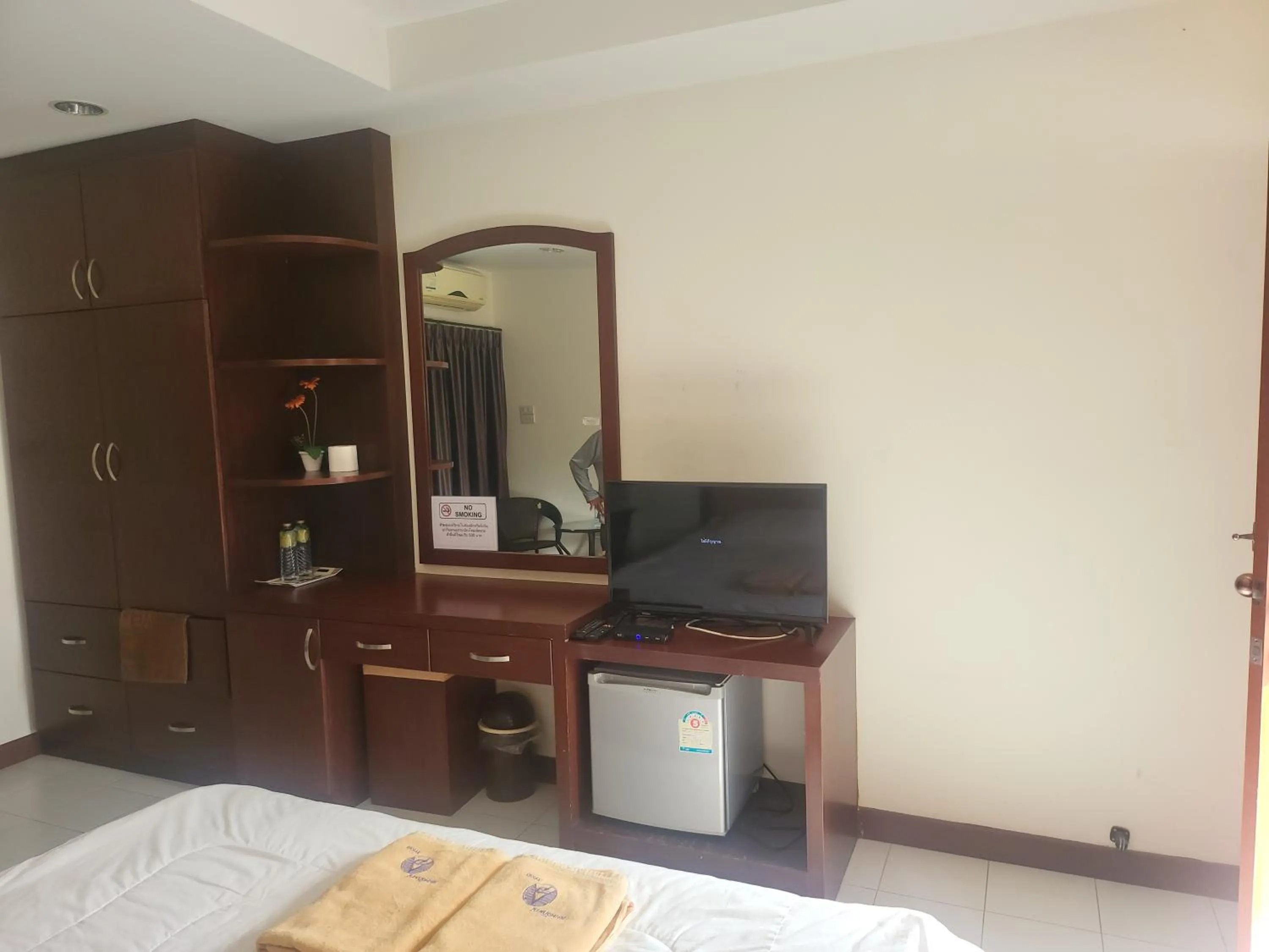Bed in EKALUK PLACE INN