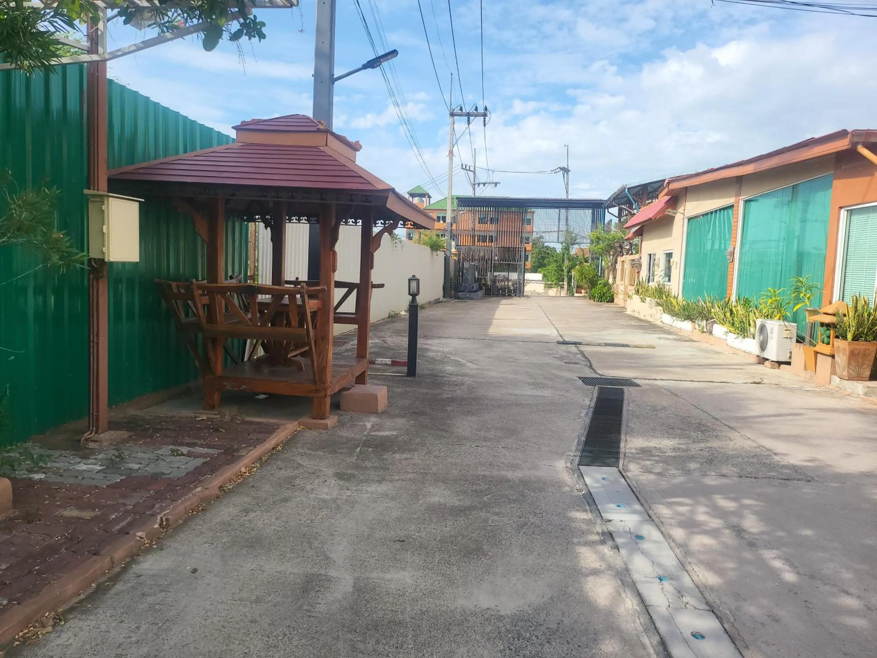 EKALUK PLACE INN