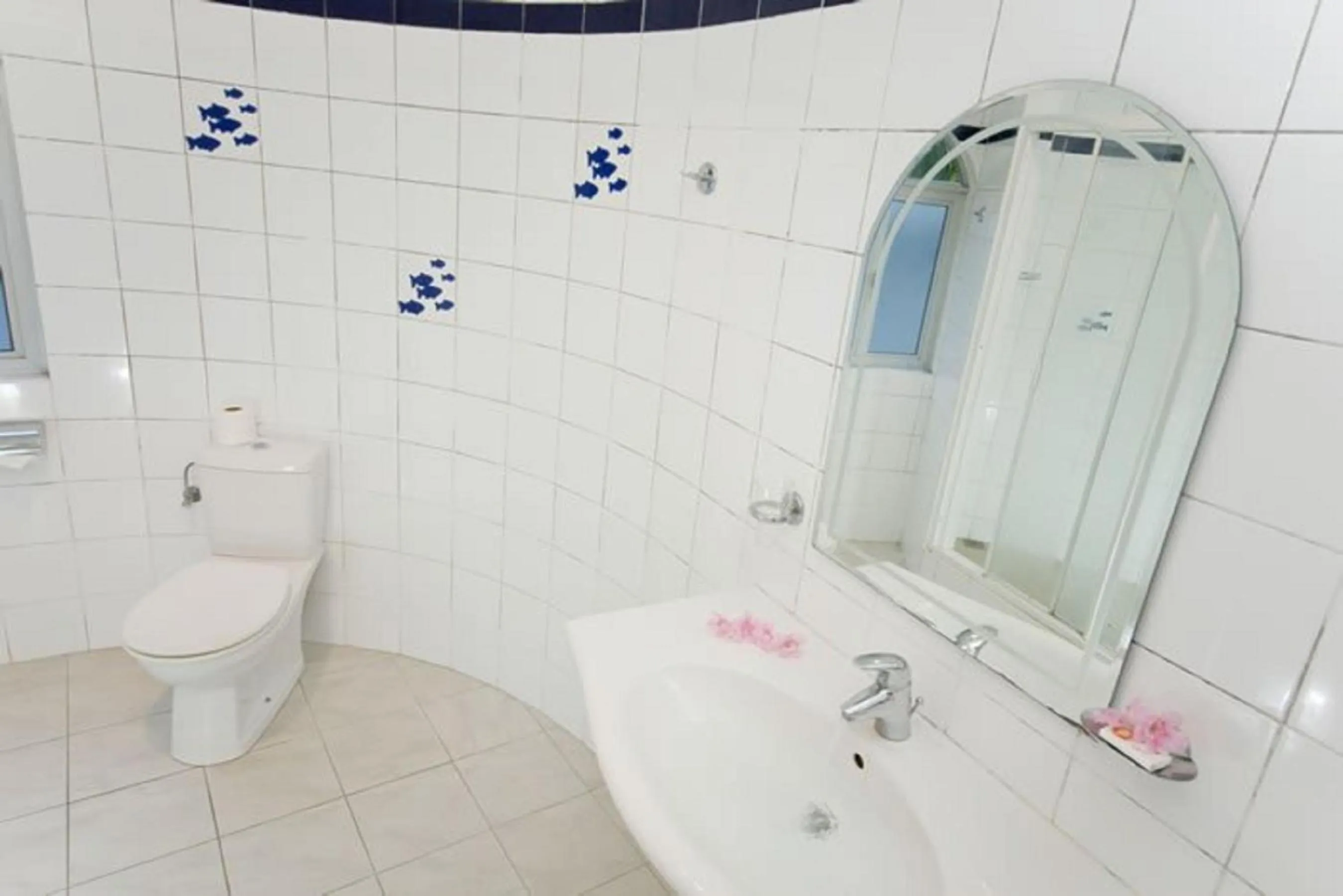 Toilet in Gold Beach Resort