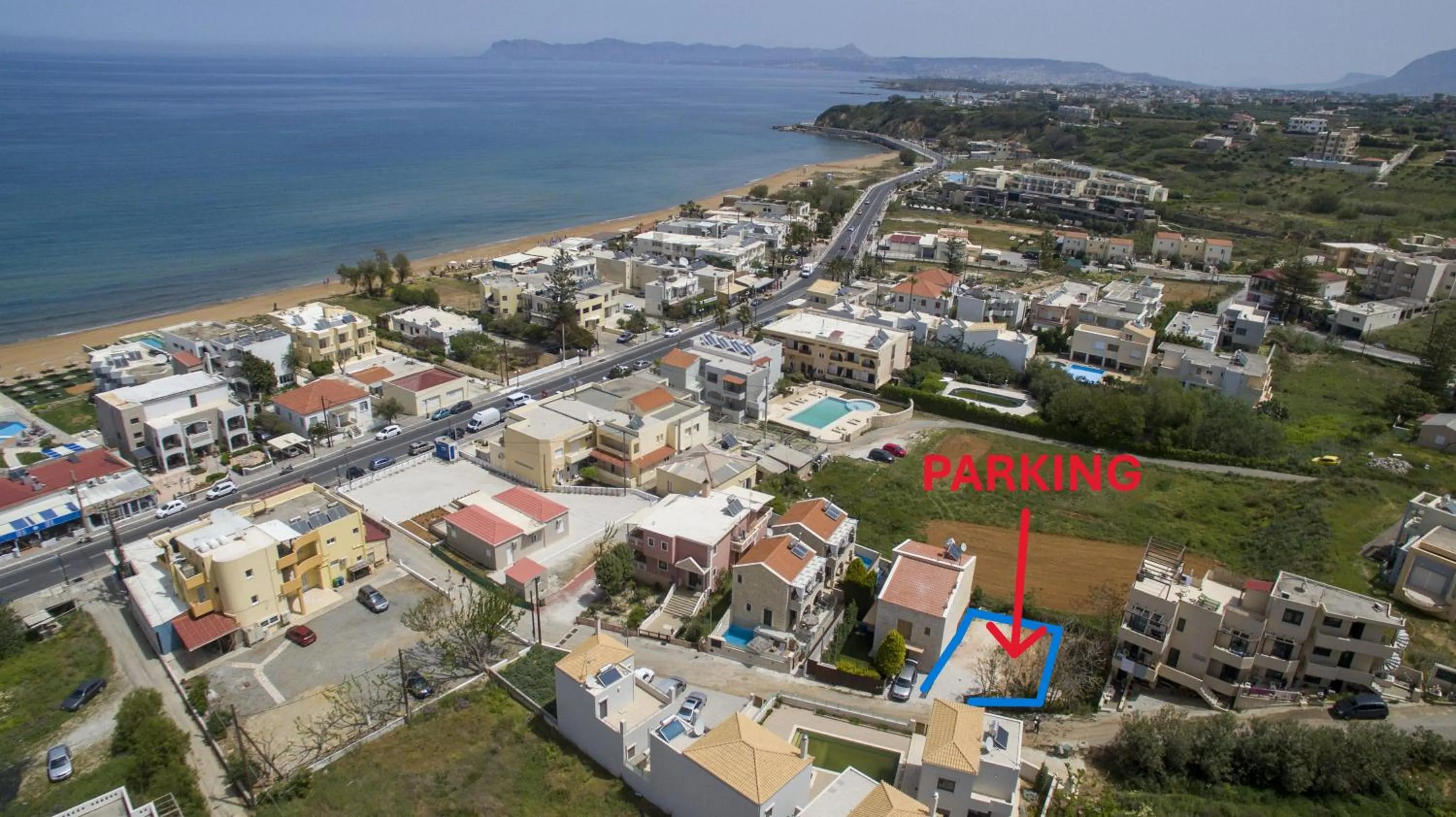 Property building in Villa Constancia