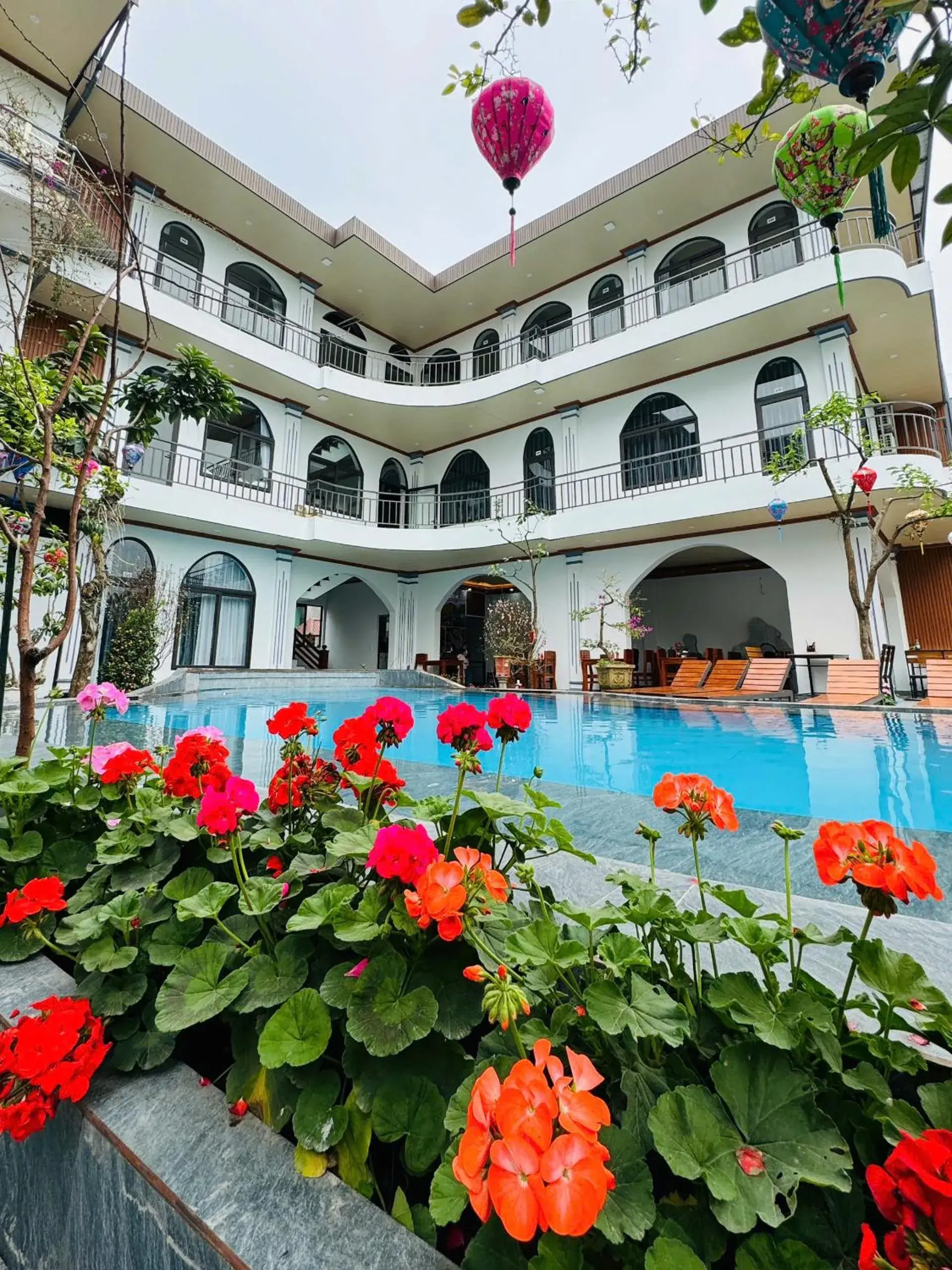 Property building in Tuan Ngoc Hotel Property building in Tuan Ngoc Hotel