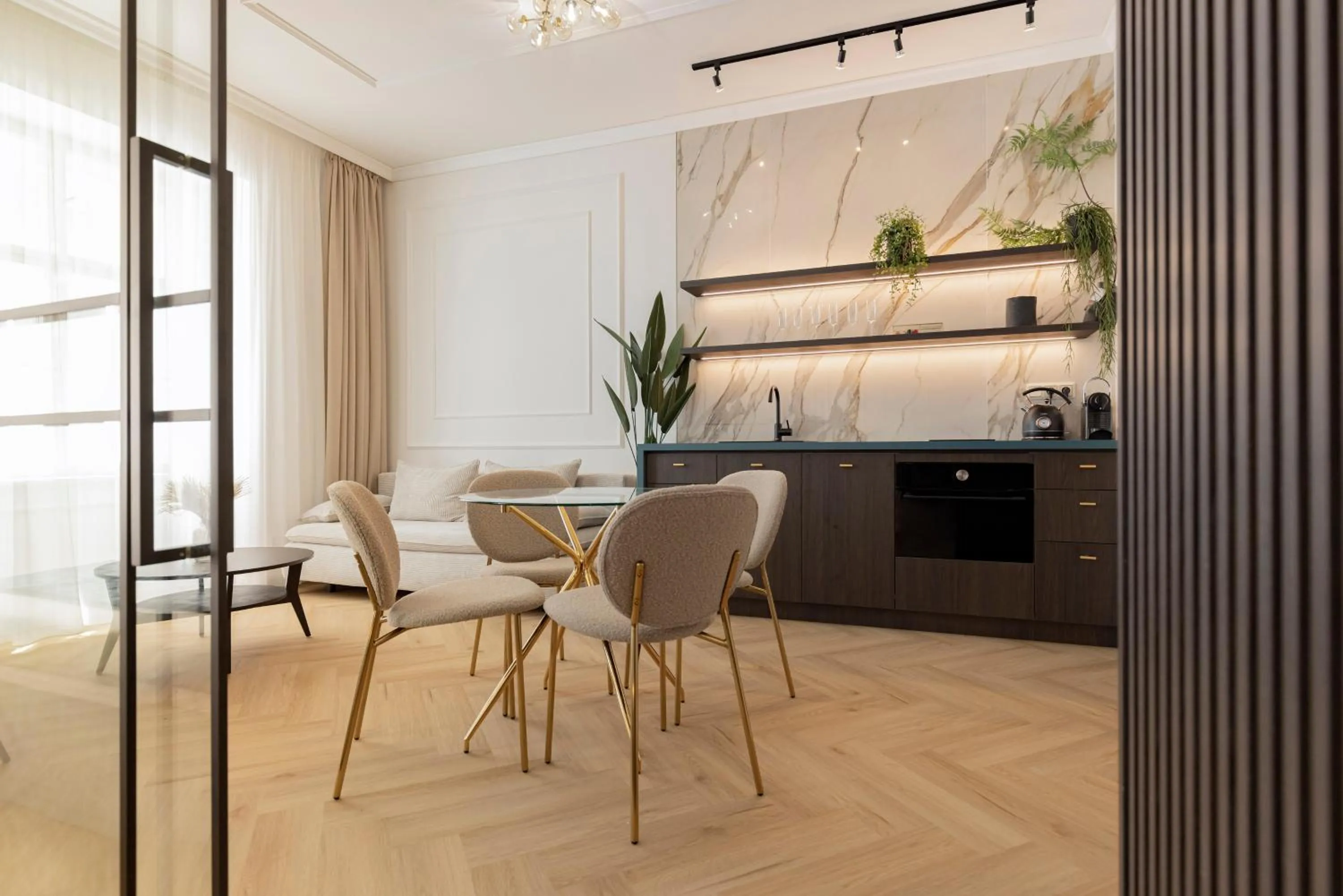 Dining area in GENeve - old town apartment Bratislava