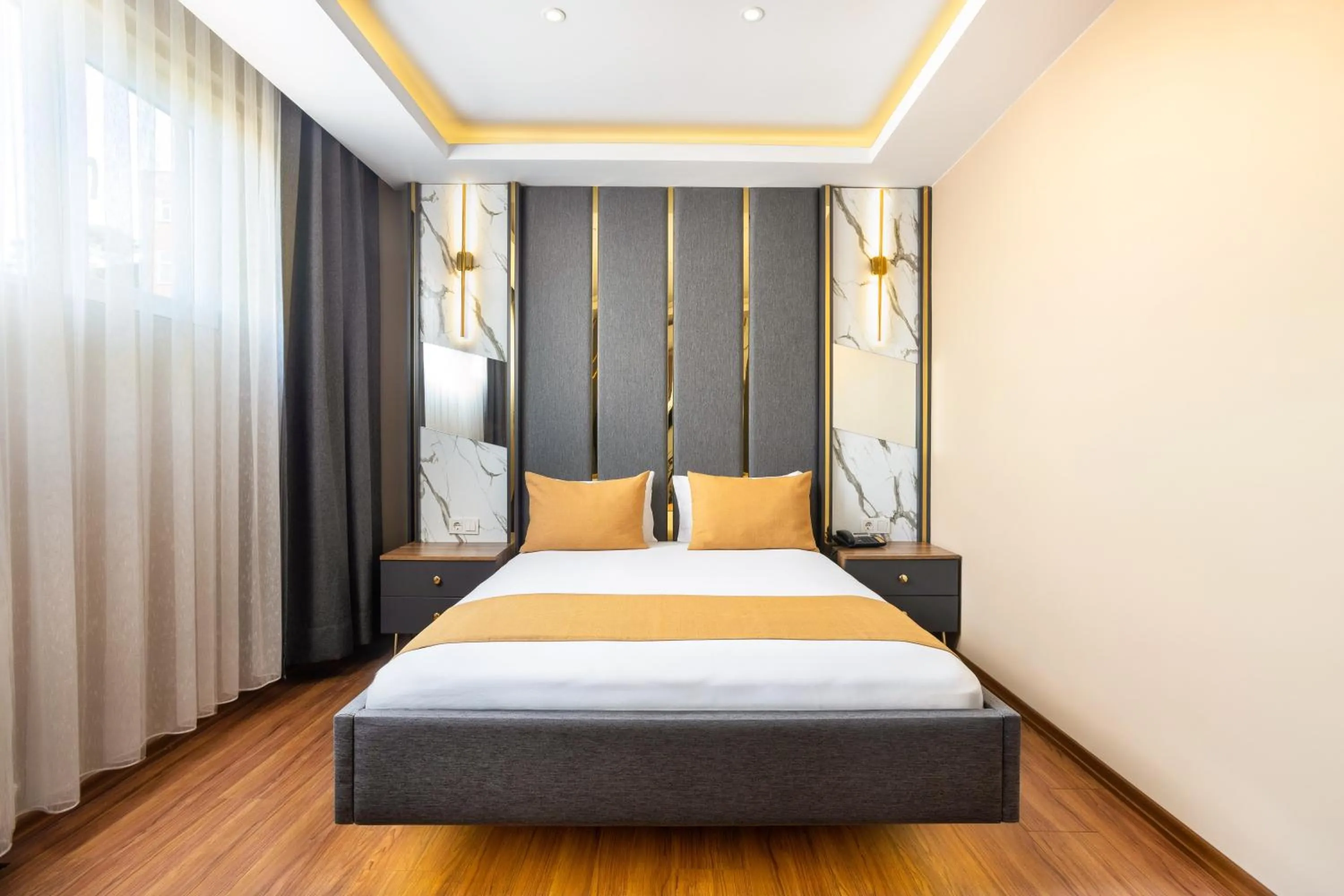 Bed in Meridiani Taksim Hotel