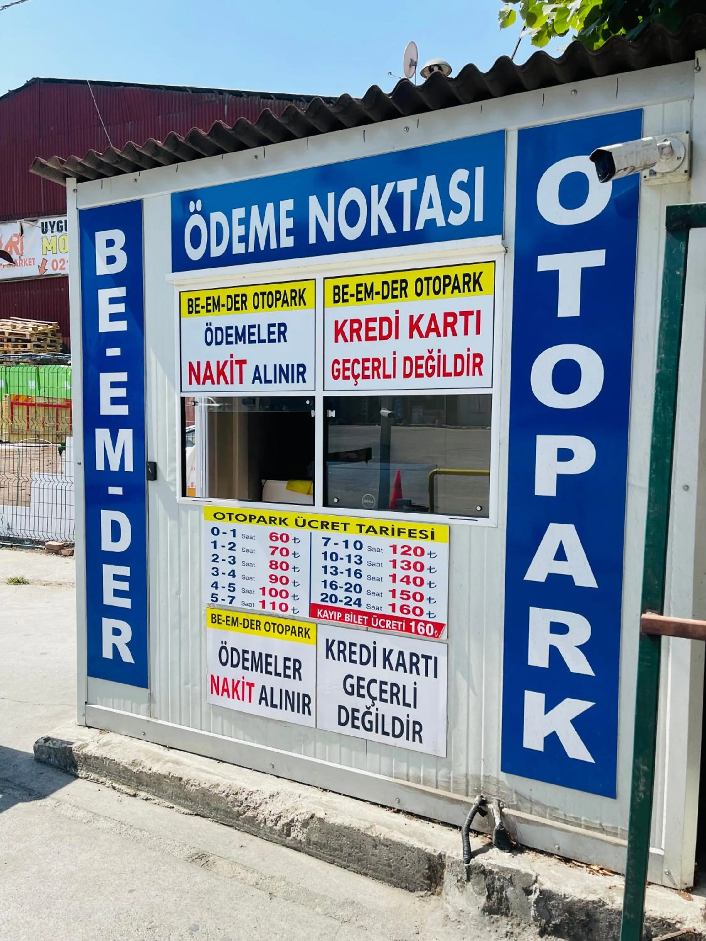 Parking in Meridiani Taksim Hotel