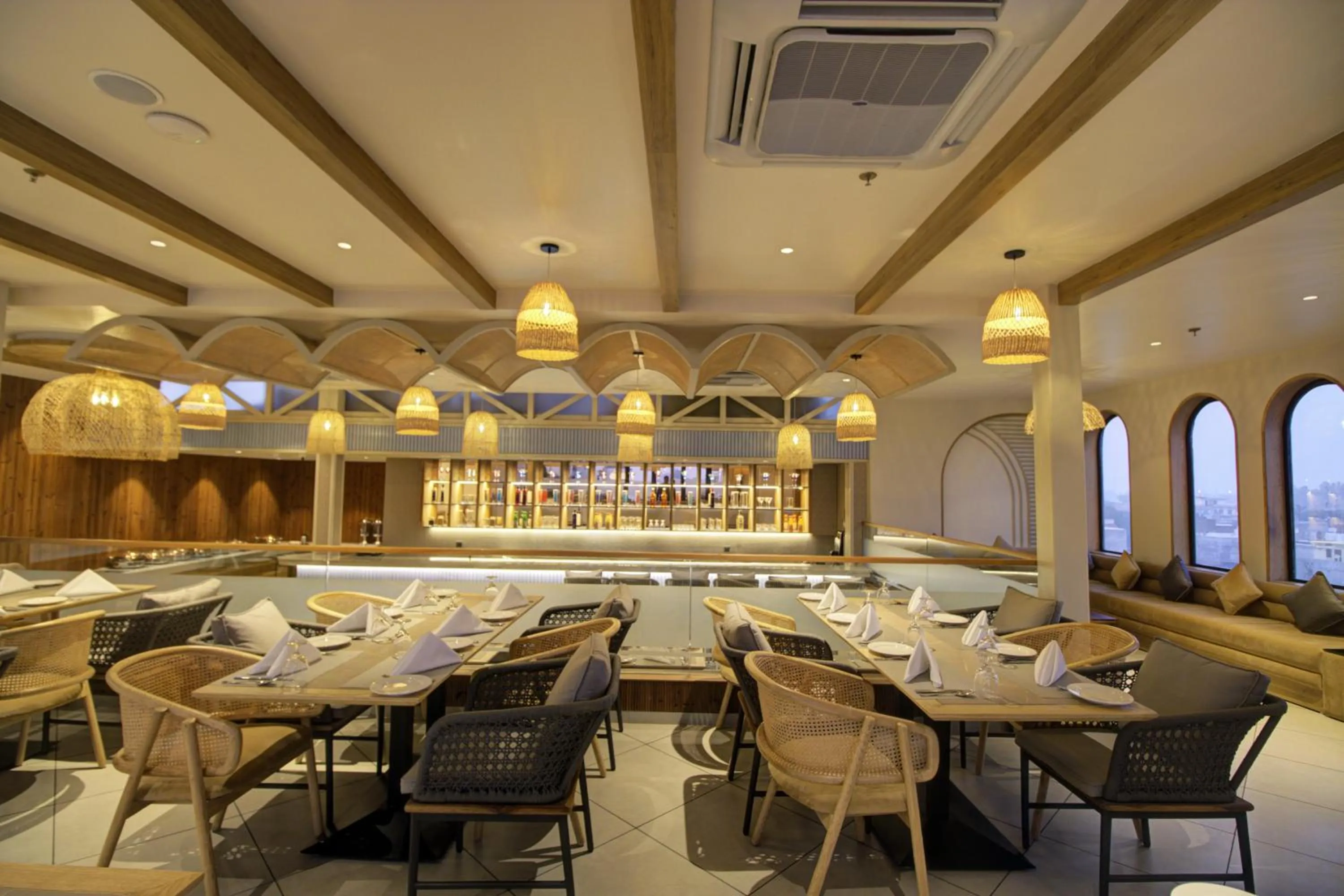 Restaurant/places to eat in Cygnett Collection K K Hotel
