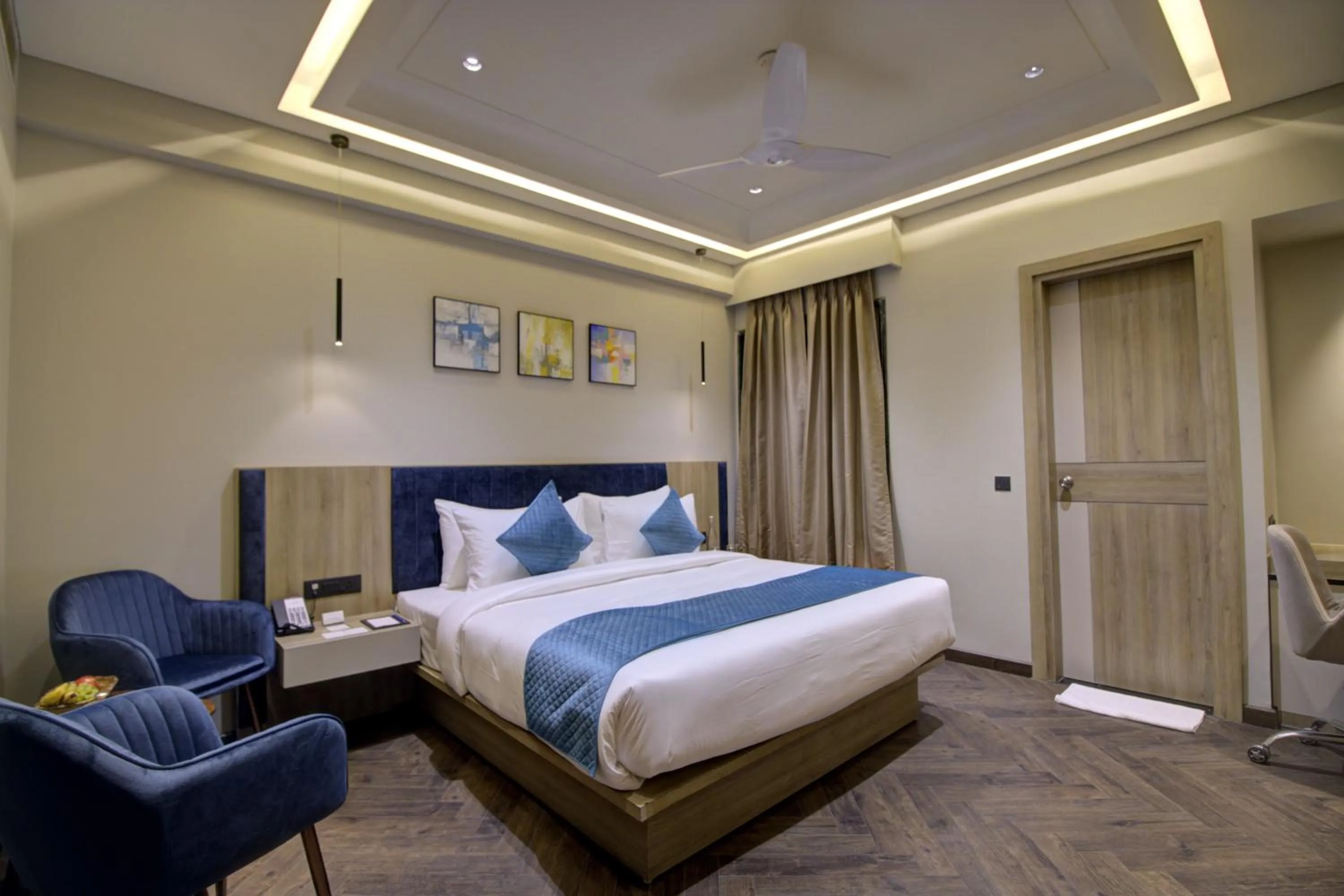 Bed in Cygnett Collection K K Hotel