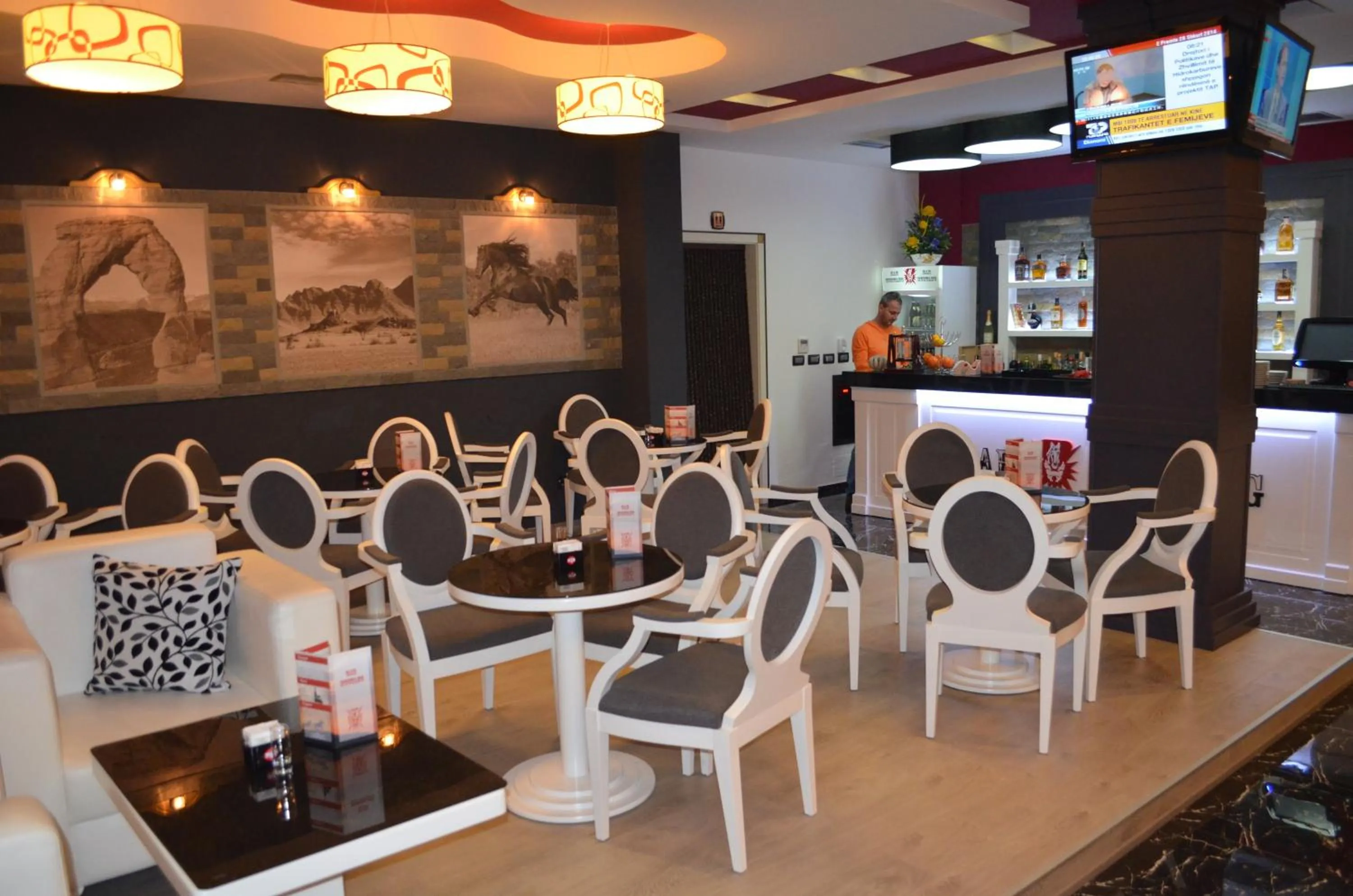 Lounge or bar in Hotel Mustang