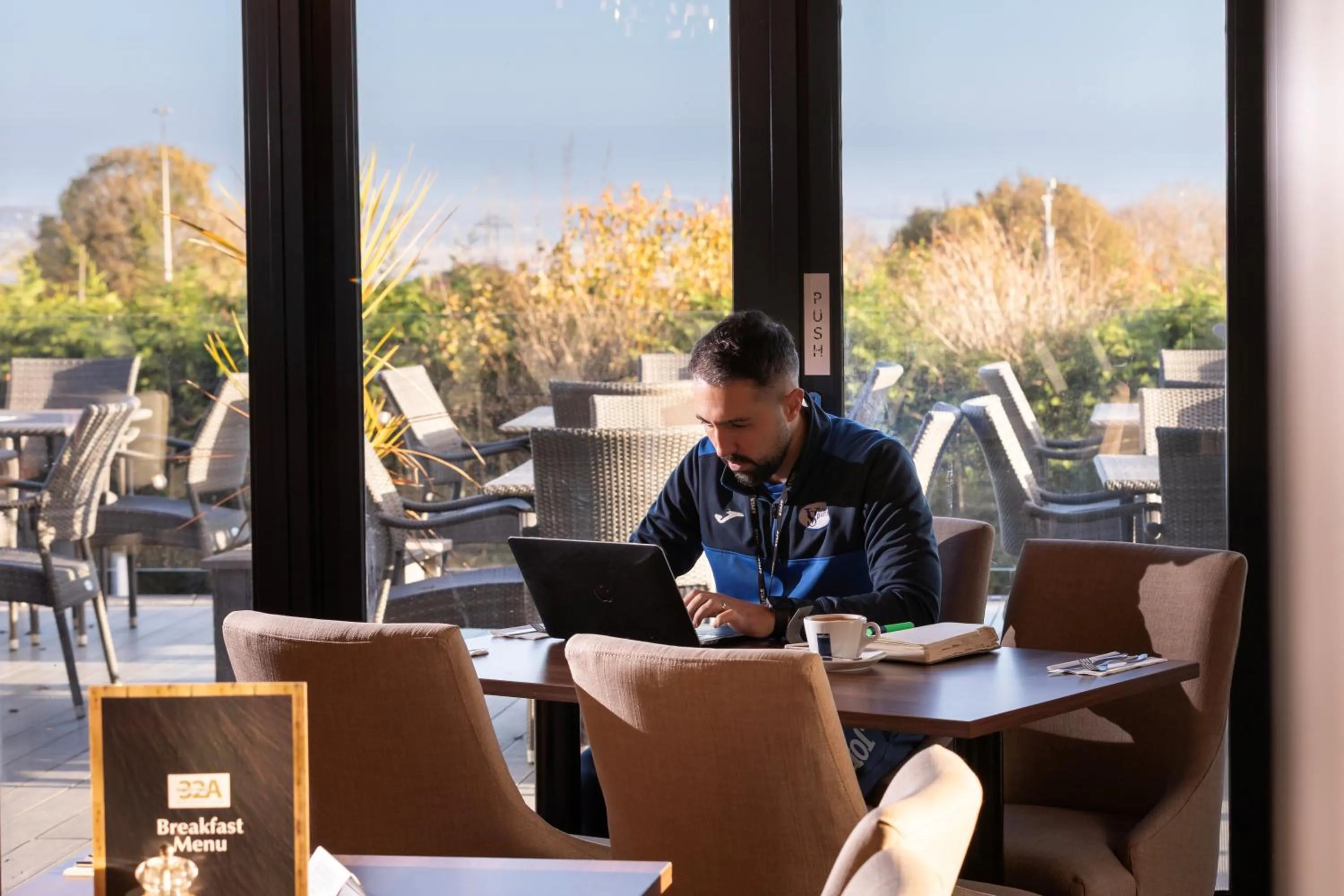 Restaurant/places to eat in Springfield Hotel & Health Club