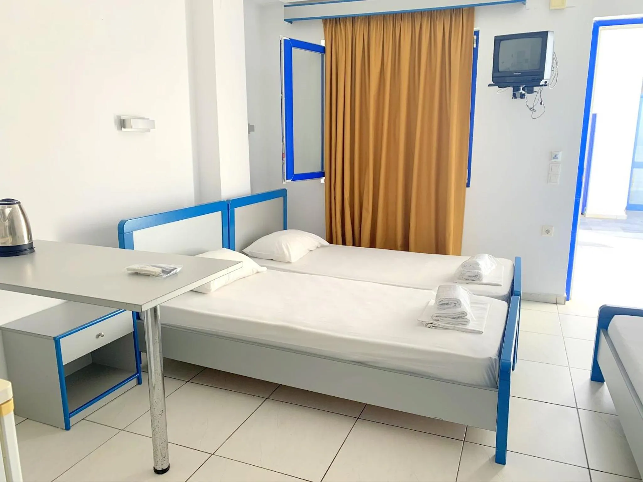 Bedroom, Bed in Kassavetis Center - Hotel Studios & Apartments