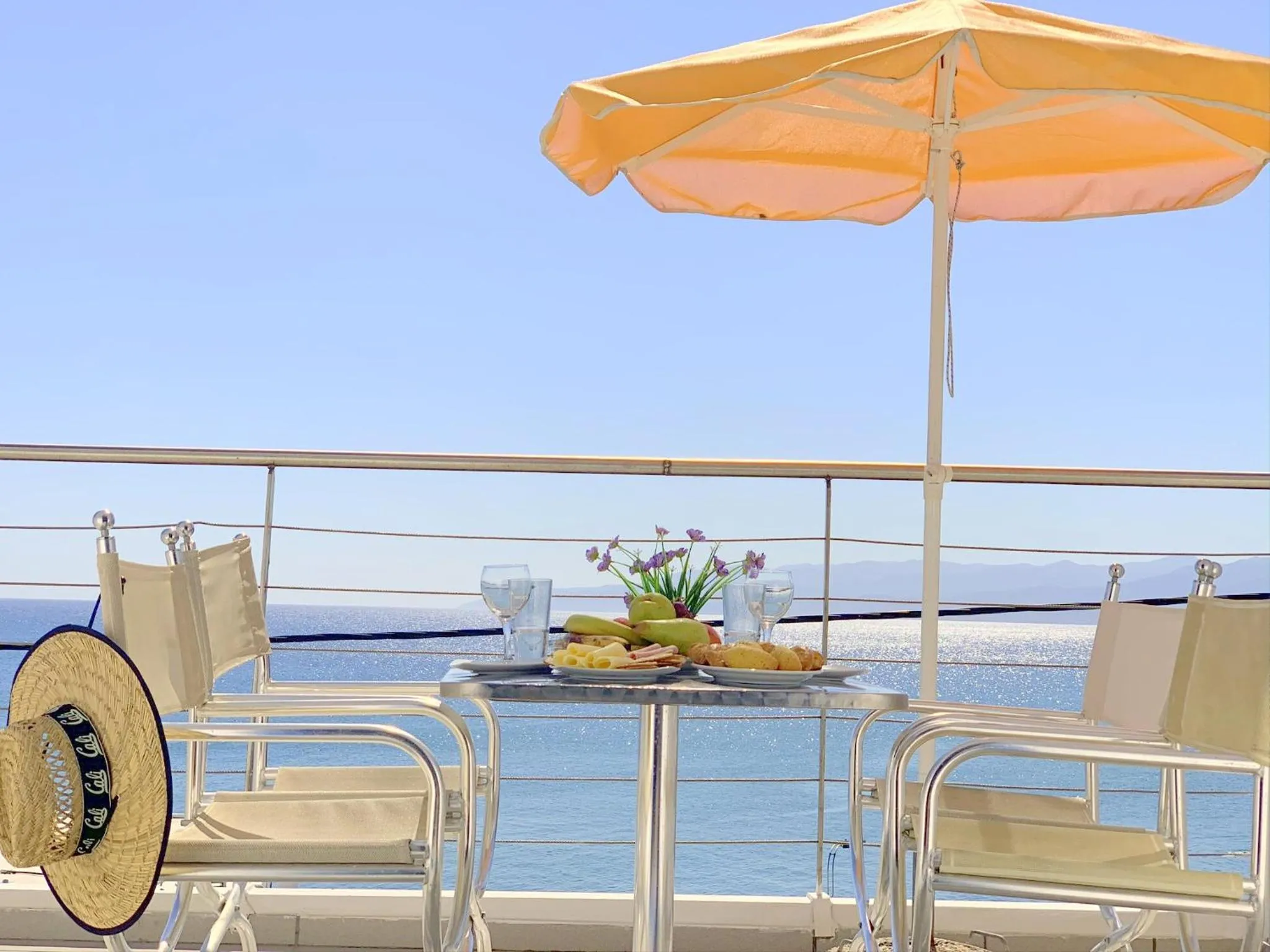 Balcony/Terrace in Kassavetis Center - Hotel Studios & Apartments