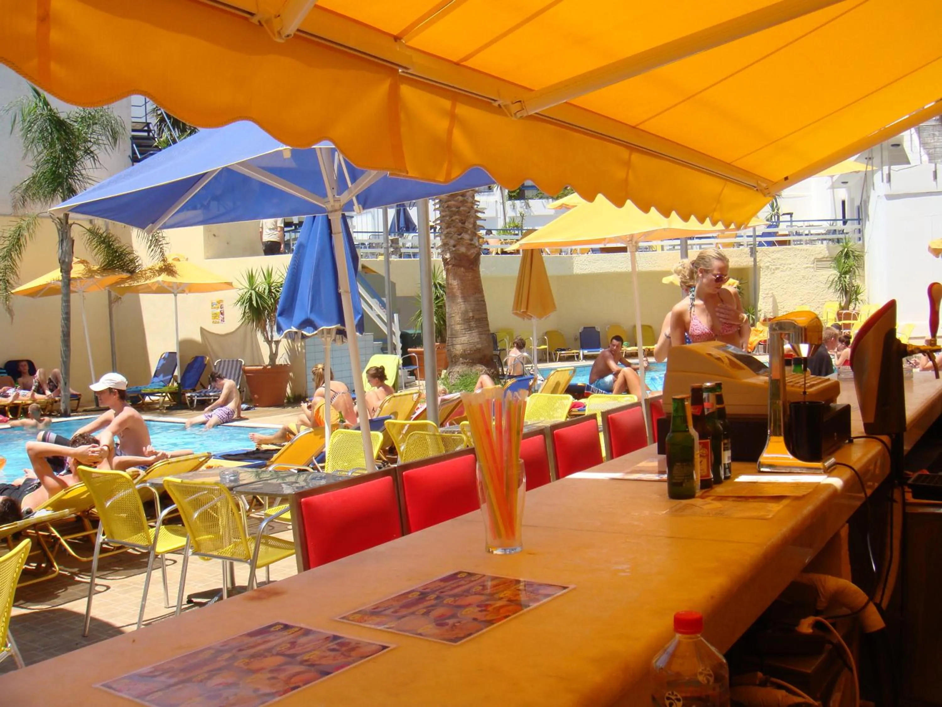 People in Kassavetis Center - Hotel Studios & Apartments