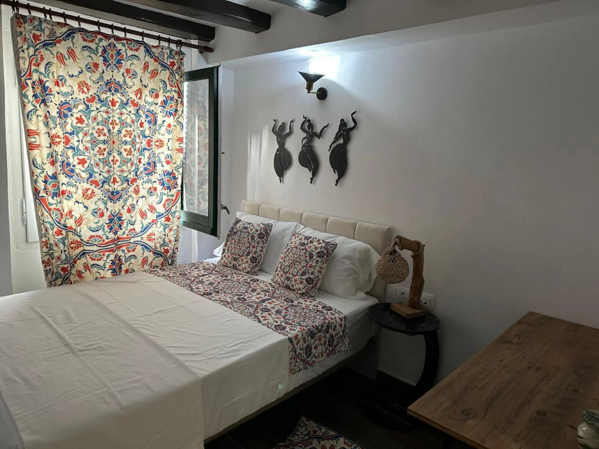 Photo of the whole room, Bed in Vilador Beach Hotel