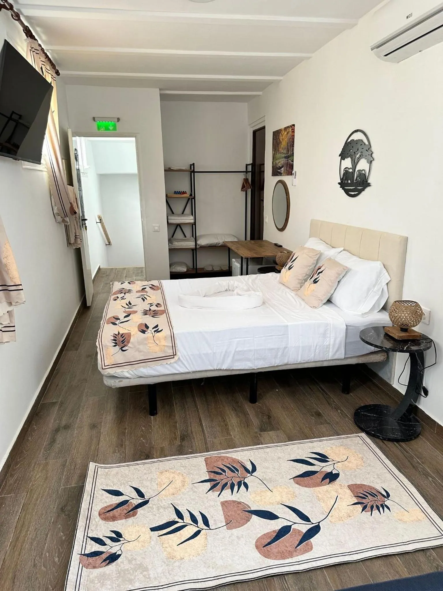 Photo of the whole room, Bed in Vilador Beach Hotel