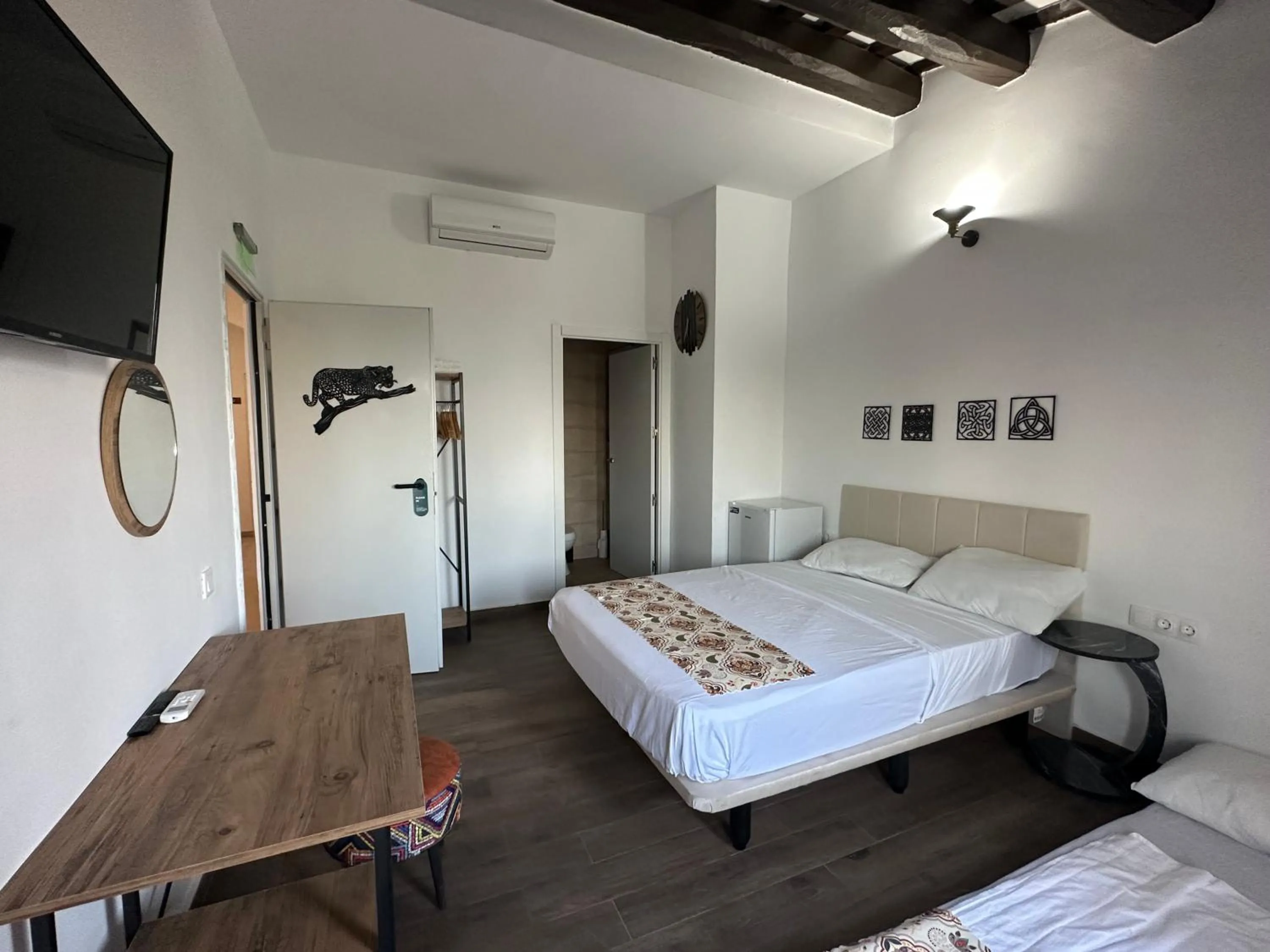 Photo of the whole room, Bed in Vilador Beach Hotel