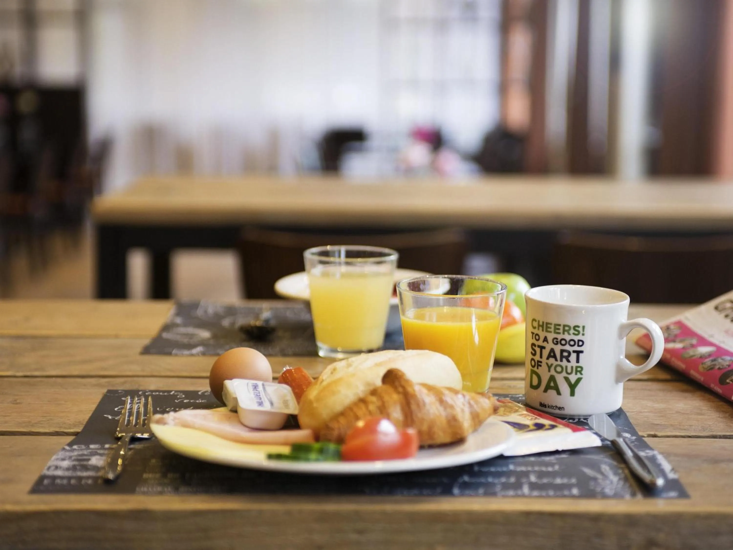 Bedroom in ibis Rotterdam Vlaardingen