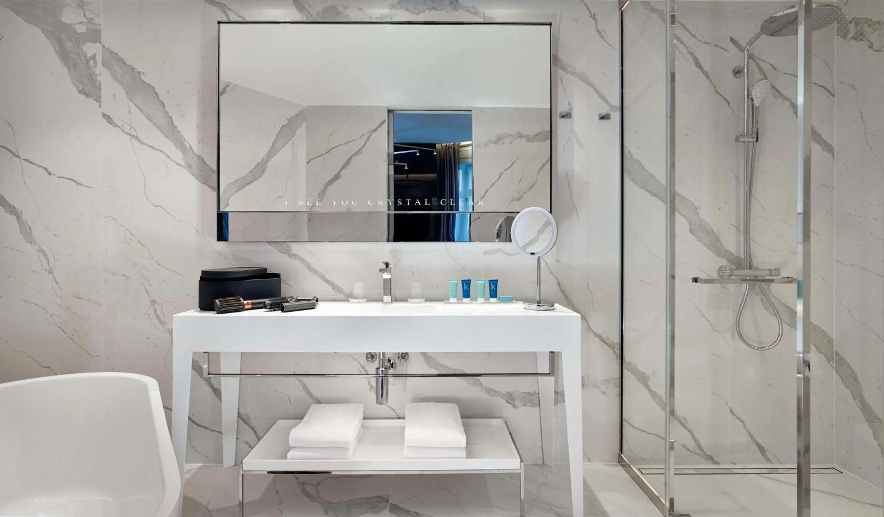 Bathroom in art'otel Zagreb, Powered by Radisson Hotels