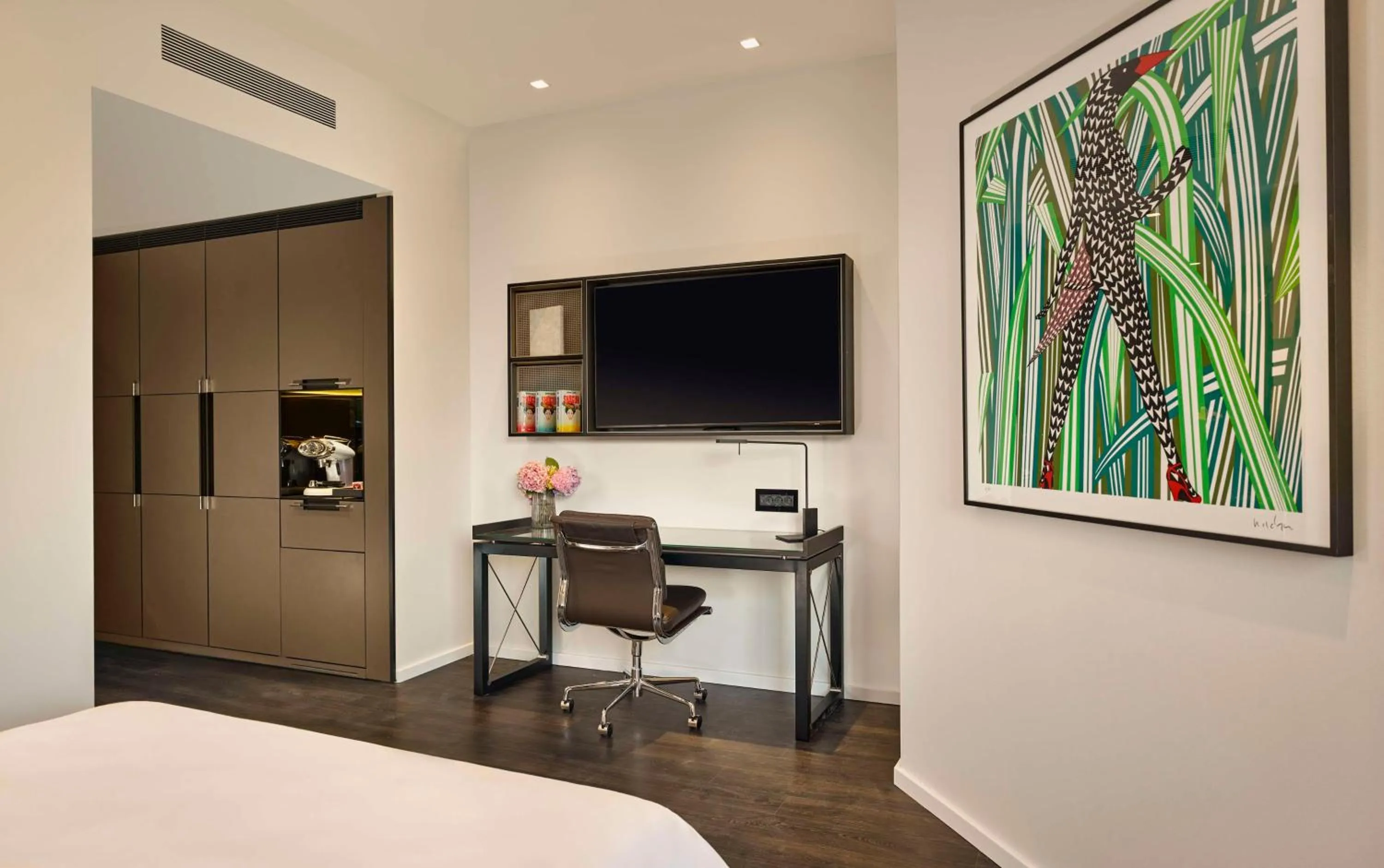 Bedroom, Bed in art'otel Zagreb, Powered by Radisson Hotels